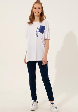 Kadın Beyaz Bisiklet Yaka Oversize Tişört - 50249054004