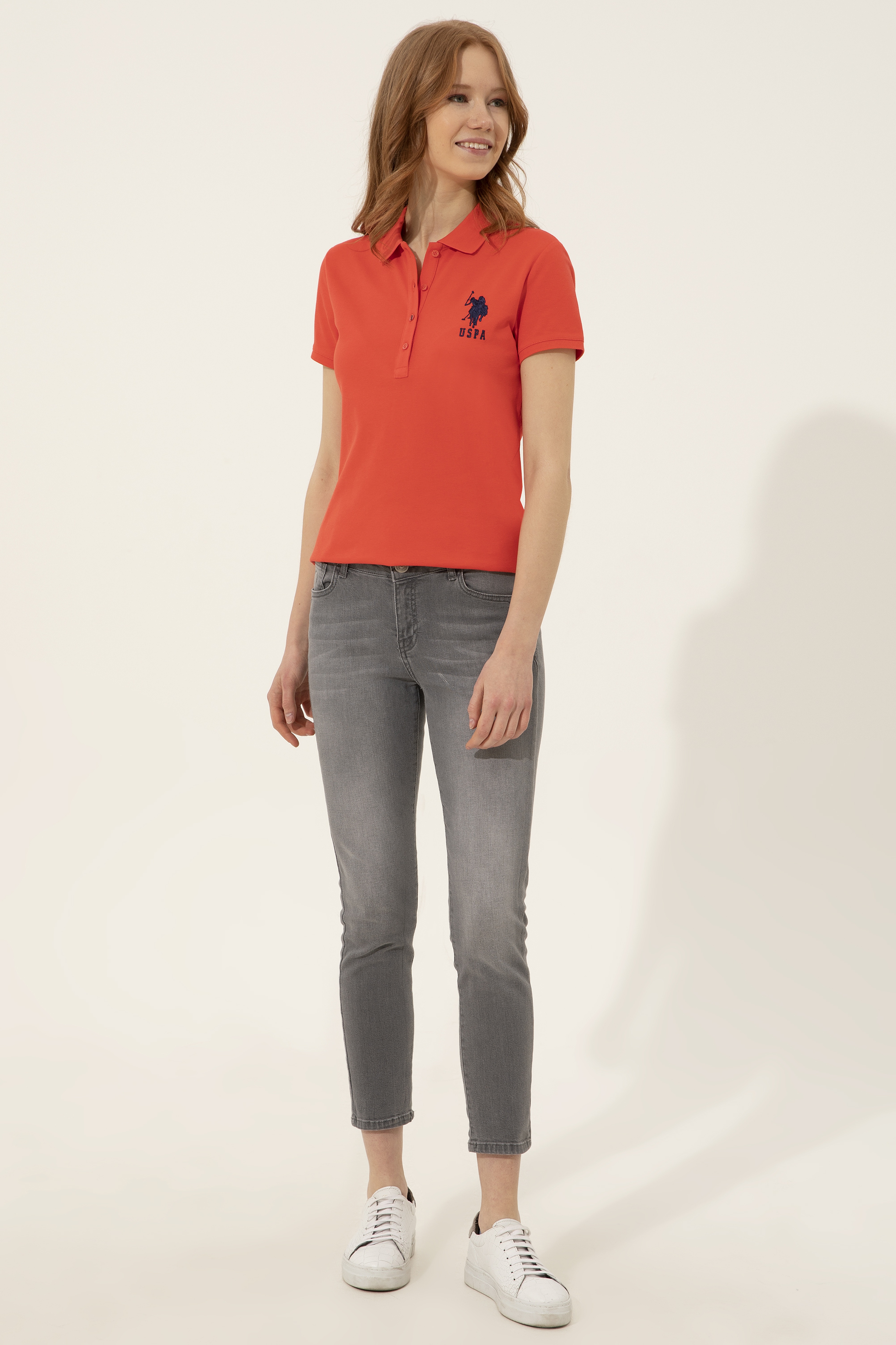 Kadın Kırmızı Basic Polo Yaka Tişört - Image 4