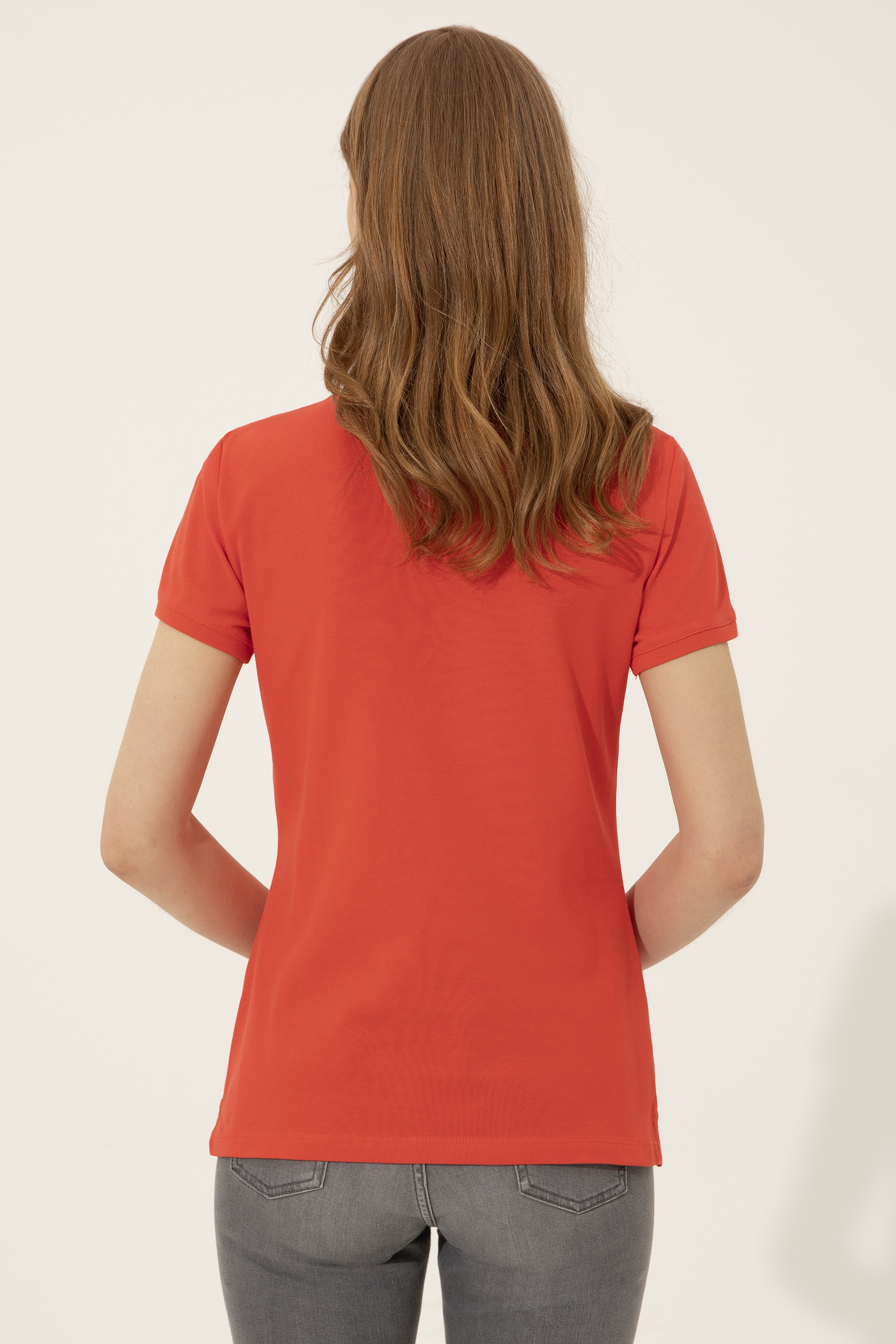 Kadın Kırmızı Basic Polo Yaka Tişört - Image 5
