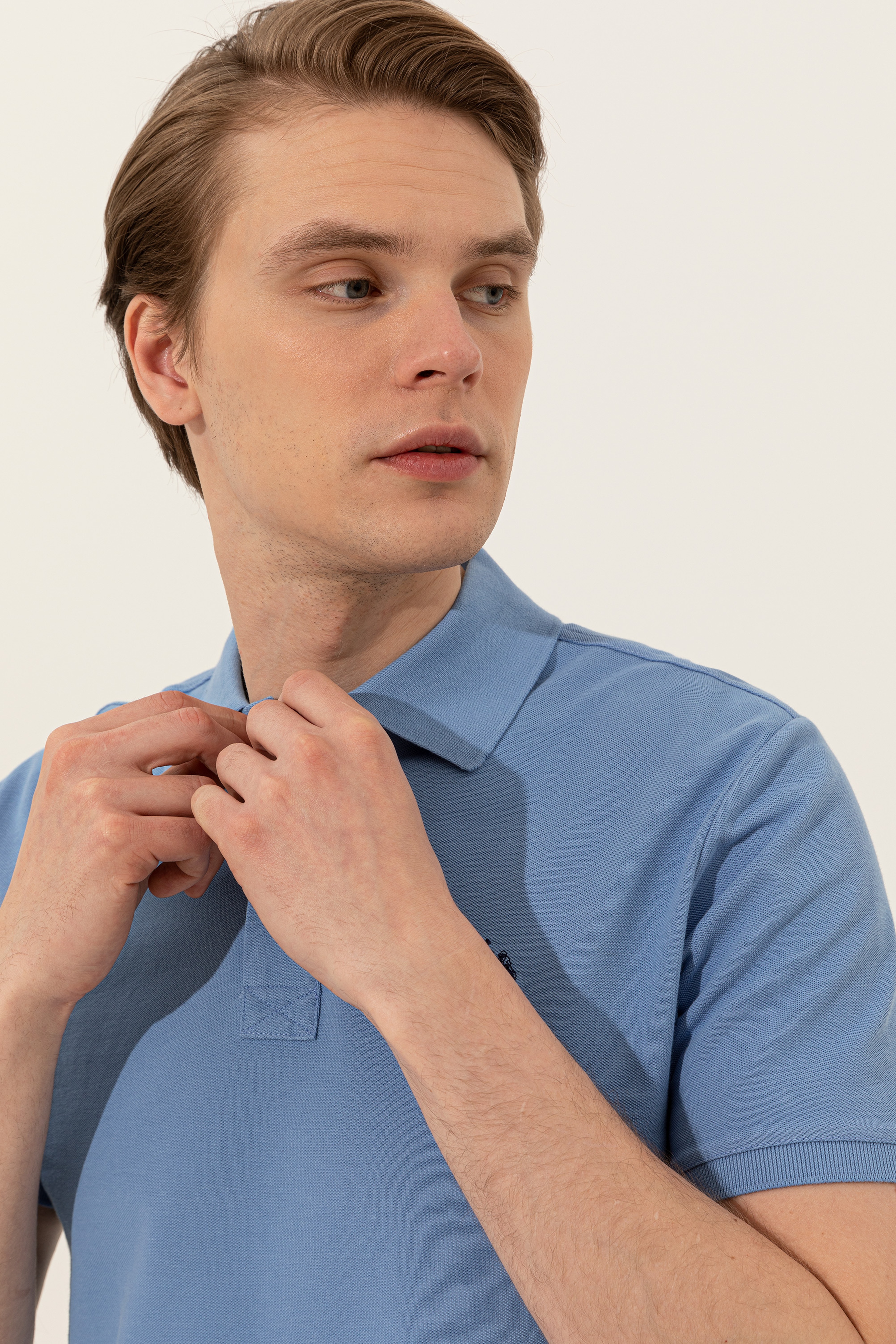Erkek Koyu Mavi Polo Yaka Basic T-Shirt - Image 2