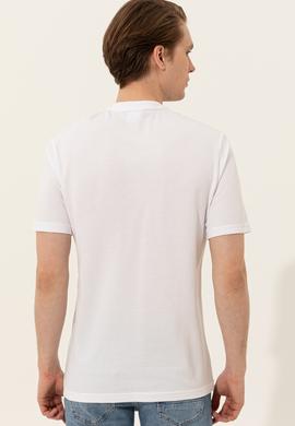 Erkek Beyaz Hakim Yaka T-Shirt - 50246102006