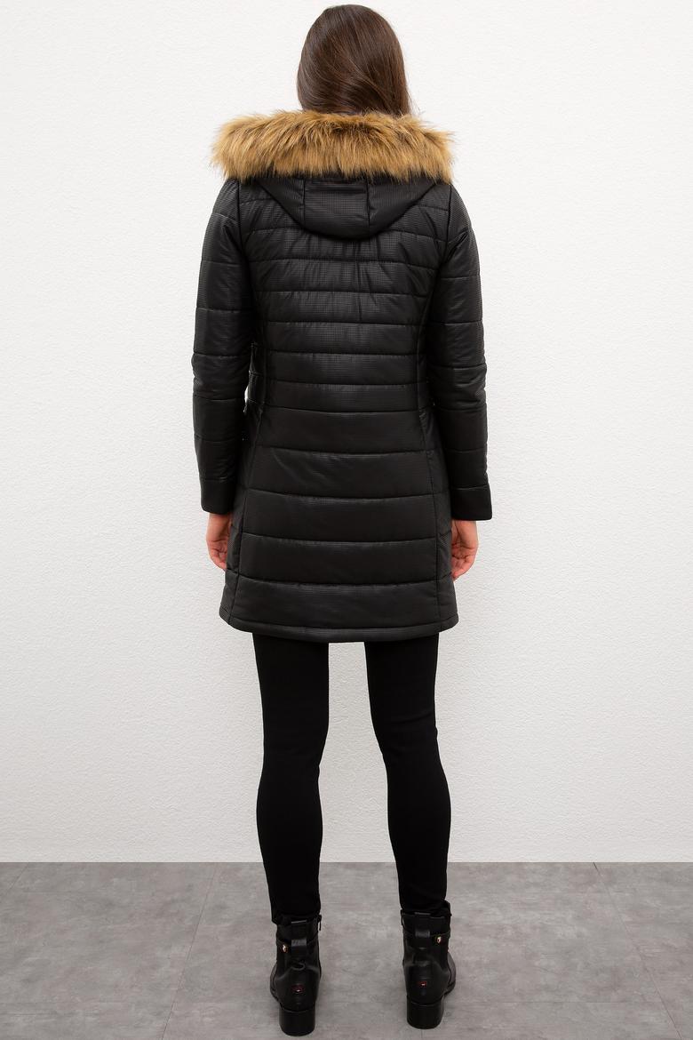 Kadın Siyah Deri Mont Kaban - 50231382001