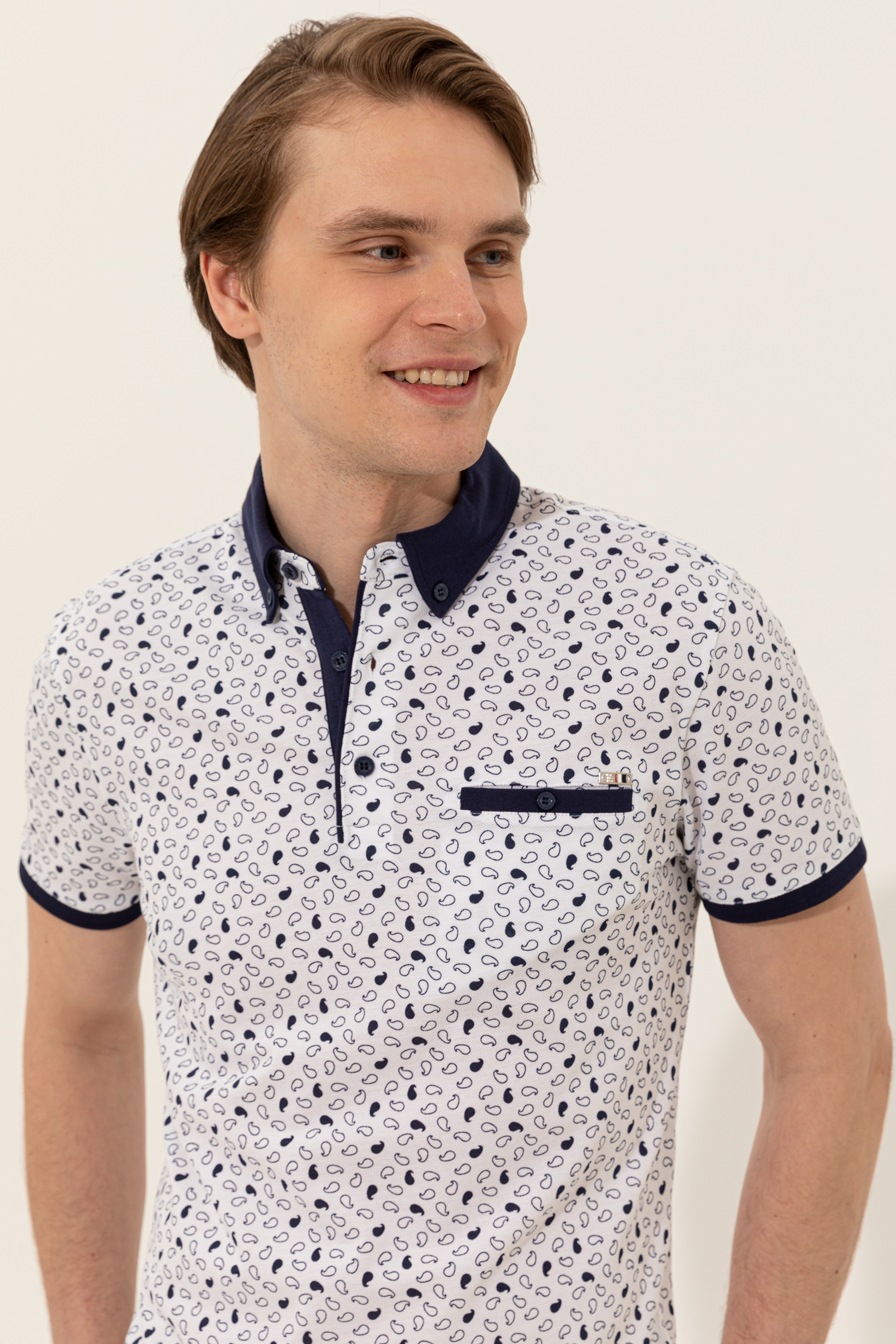 Erkek Beyaz Polo Yaka T-Shirt - Image 2