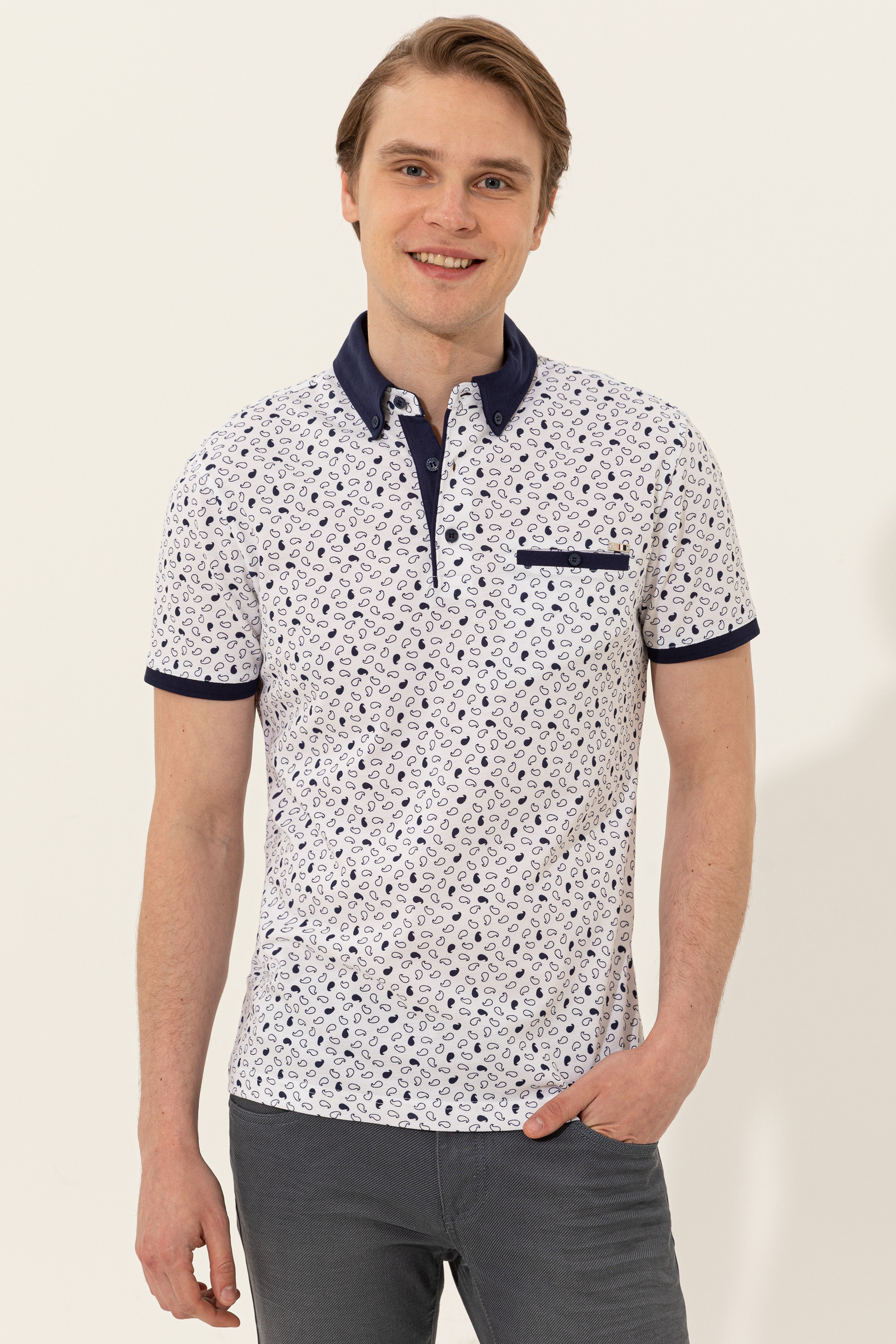 Erkek Beyaz Polo Yaka T-Shirt - Image 1