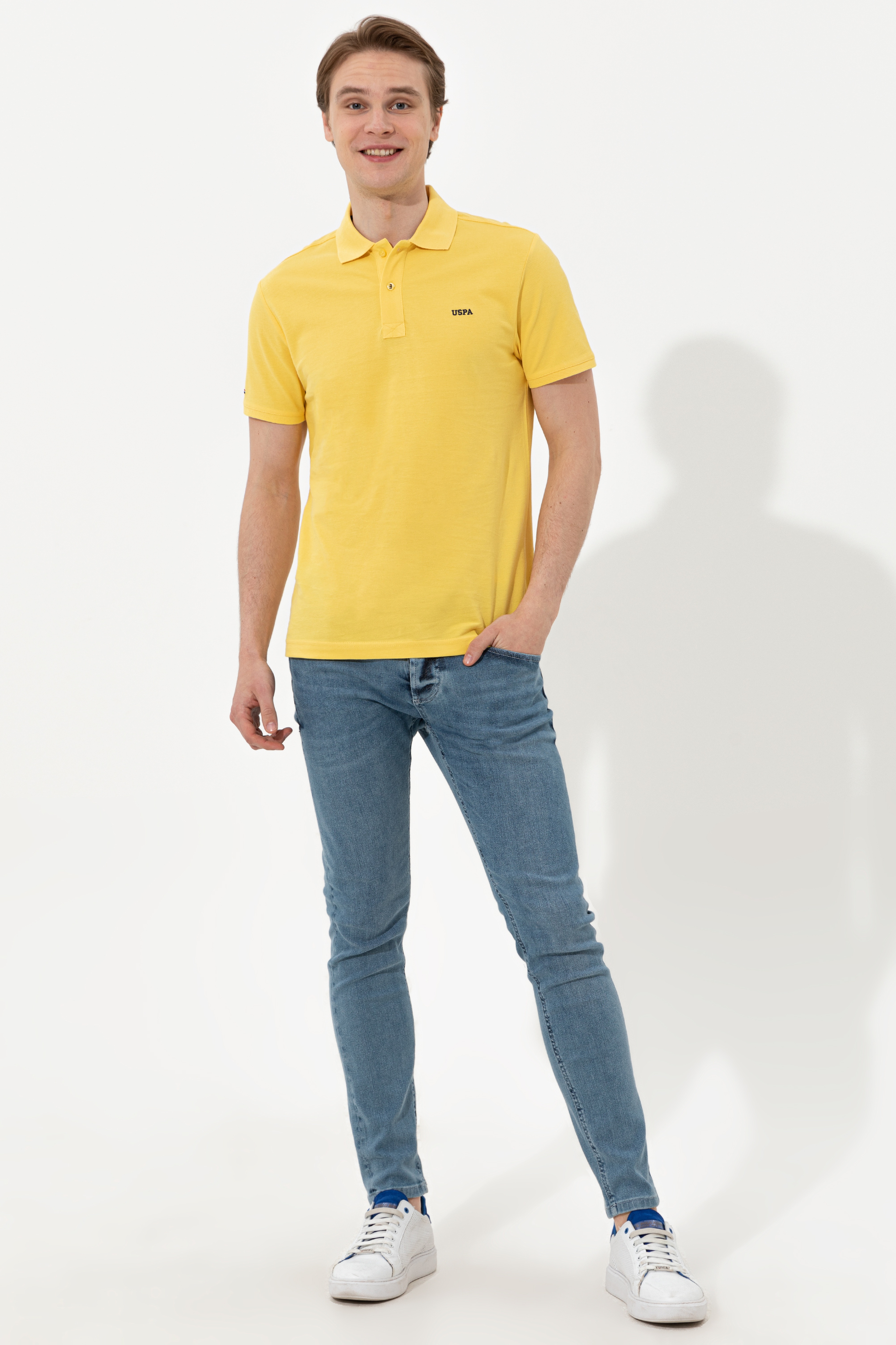 Erkek Açık Sarı T-Shirt Basic - Image 4