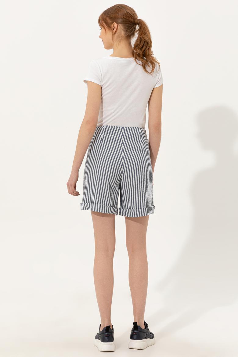 Kadın Lacivert Dokuma Şort - 50246070001