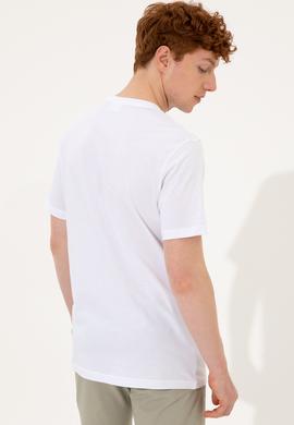 Erkek Beyaz Bisiklet Yaka Tişört - 50248615002