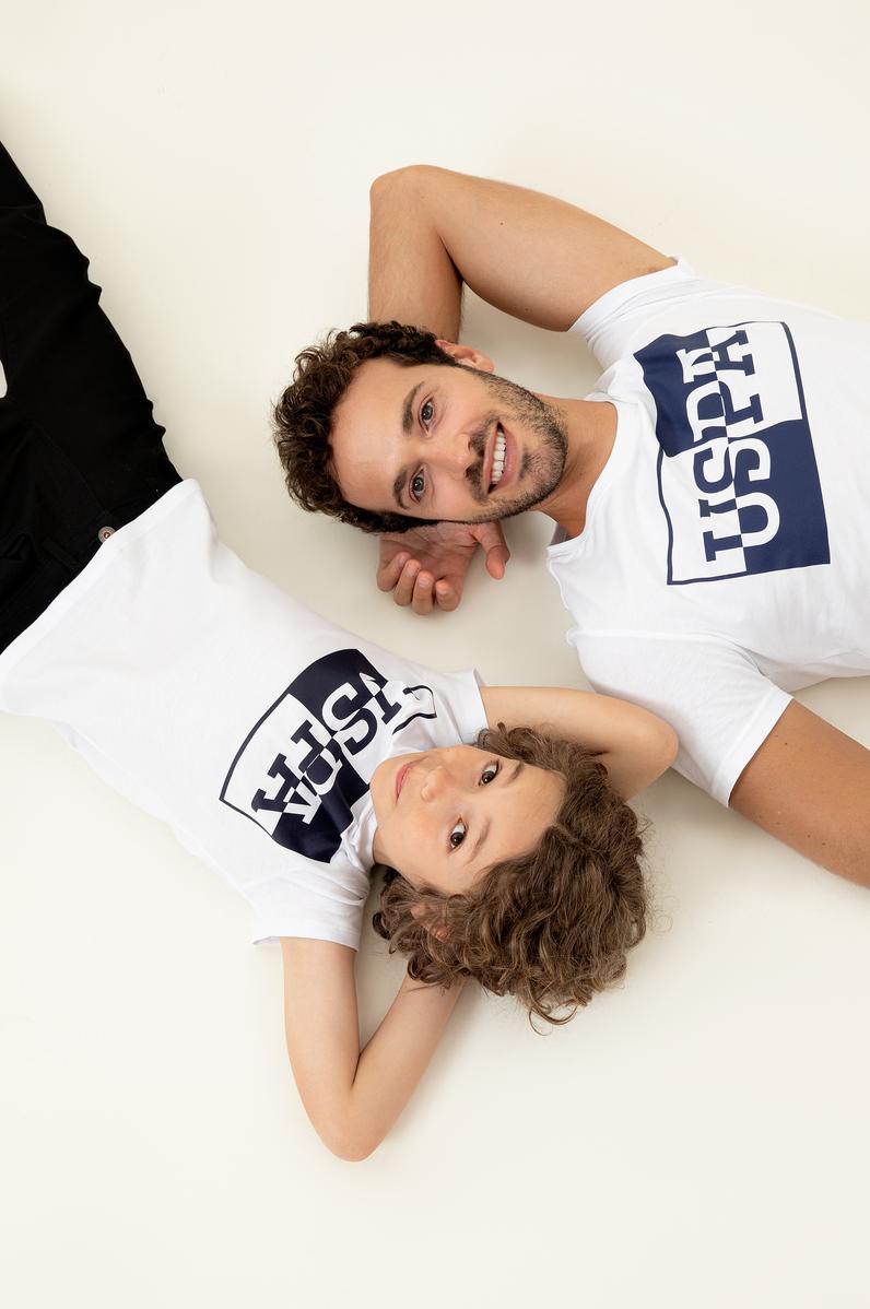 Çocuk Beyaz Bisiklet Yaka Tişört