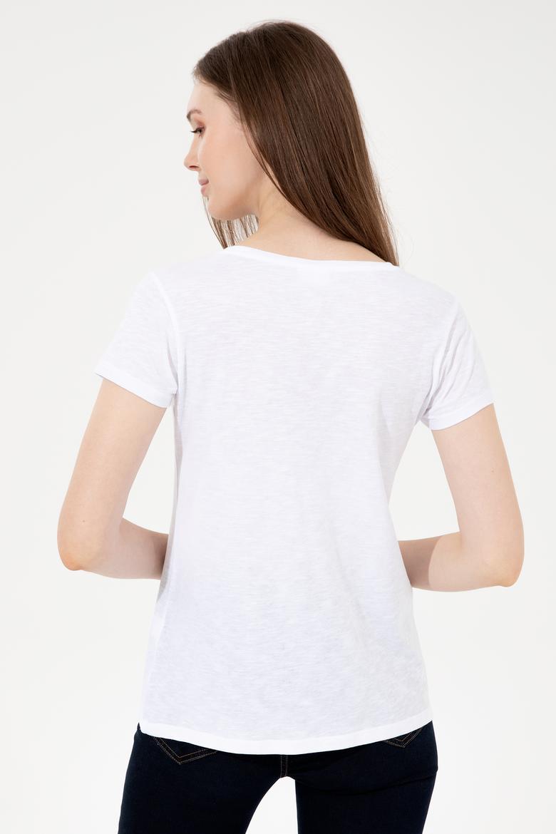 Kadın Beyaz Bisiklet Yaka Tişört - 50246220012