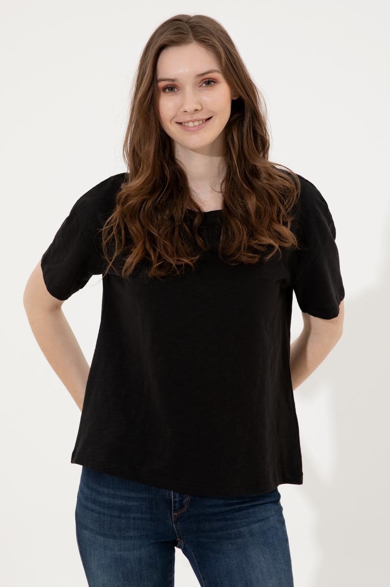 Kadın Siyah Bisiklet Yaka Tişört