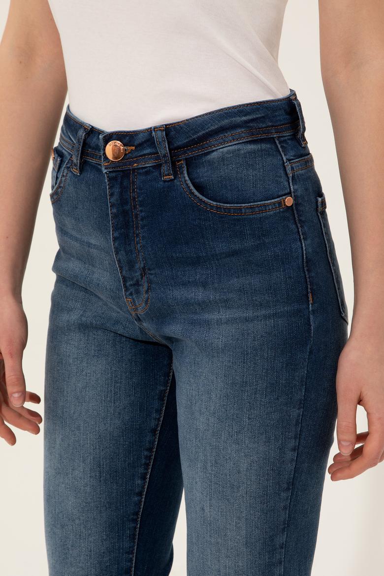 Kadın Koyu Mavi Jean Pantolon - 50247219002