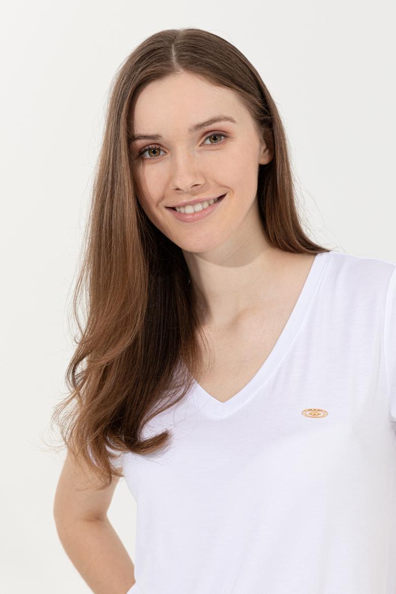 Kadın Beyaz V Yaka Basic Tişört - 50246033024