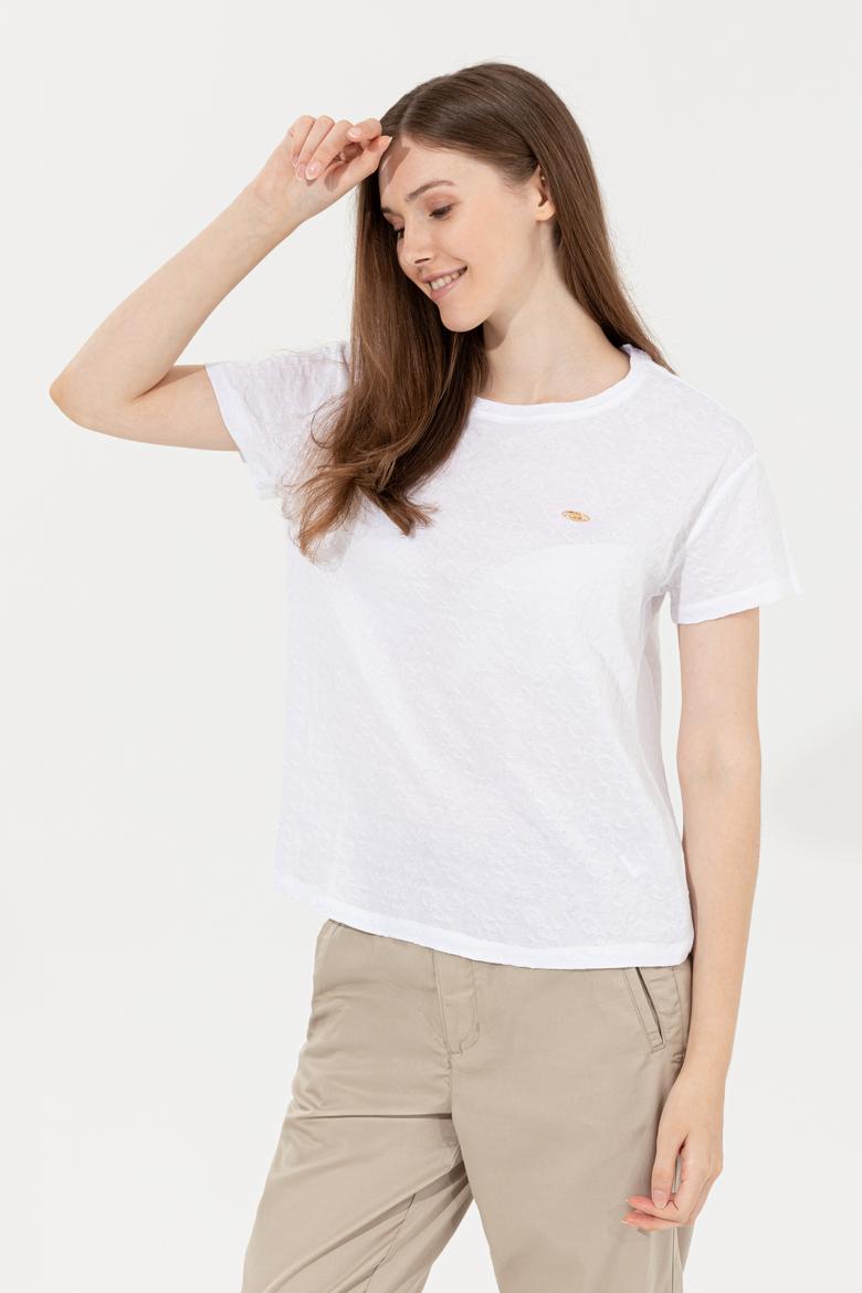 Kadın Beyaz Bisiklet Yaka Tişört