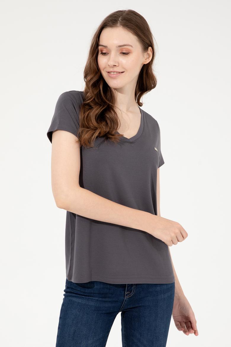 Kadın Antrasit Basic V Yaka Tişört - 50247980087