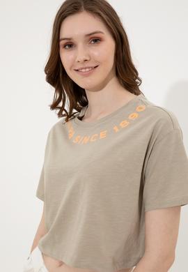 Kadın Haki Bisiklet Yaka Crop Tişört - 50248144014