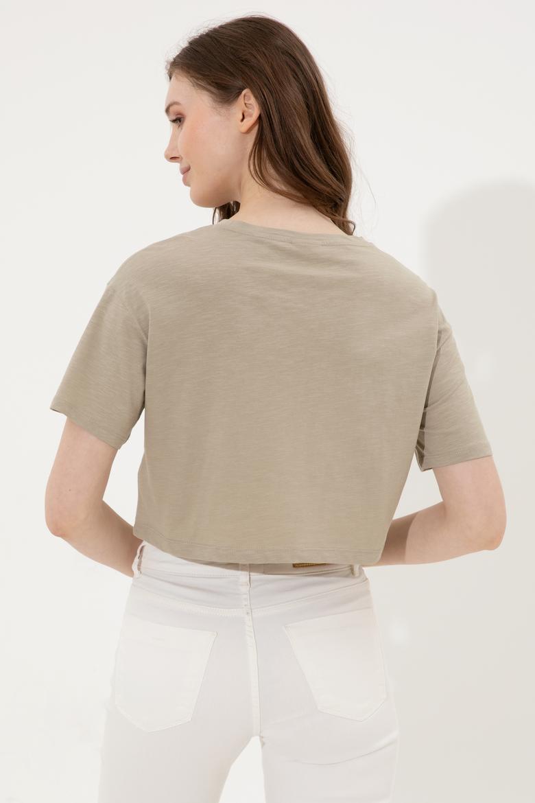 Kadın Haki Bisiklet Yaka Crop Tişört - 50248144014