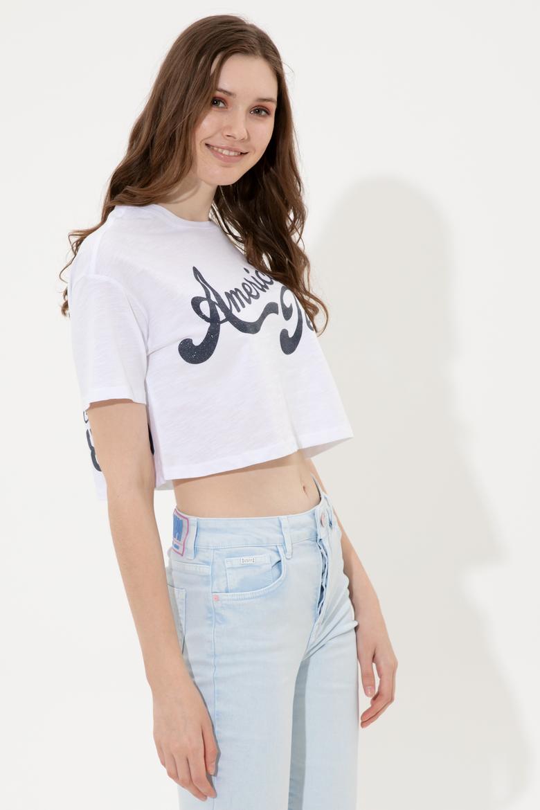 Kadın Beyaz Bisiklet Yaka Crop Tişört - 50248957012