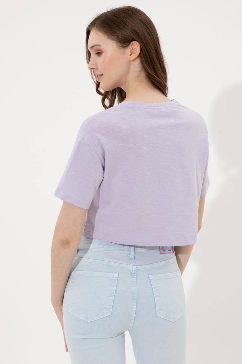 Kadın Lila Bisiklet Yaka Crop Tişört - 50248144028