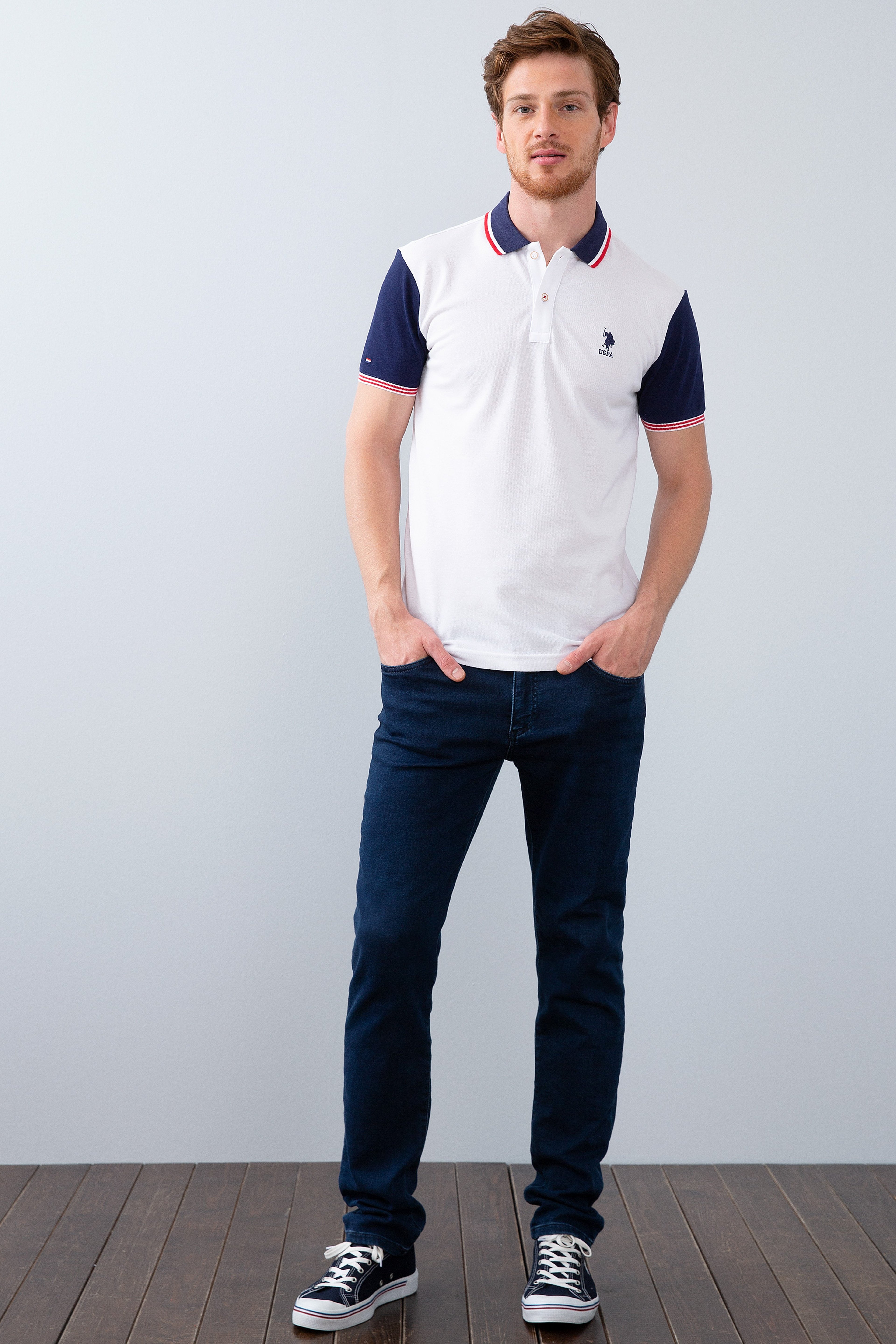 Erkek Beyaz Polo Yaka T-Shirt - Image 4
