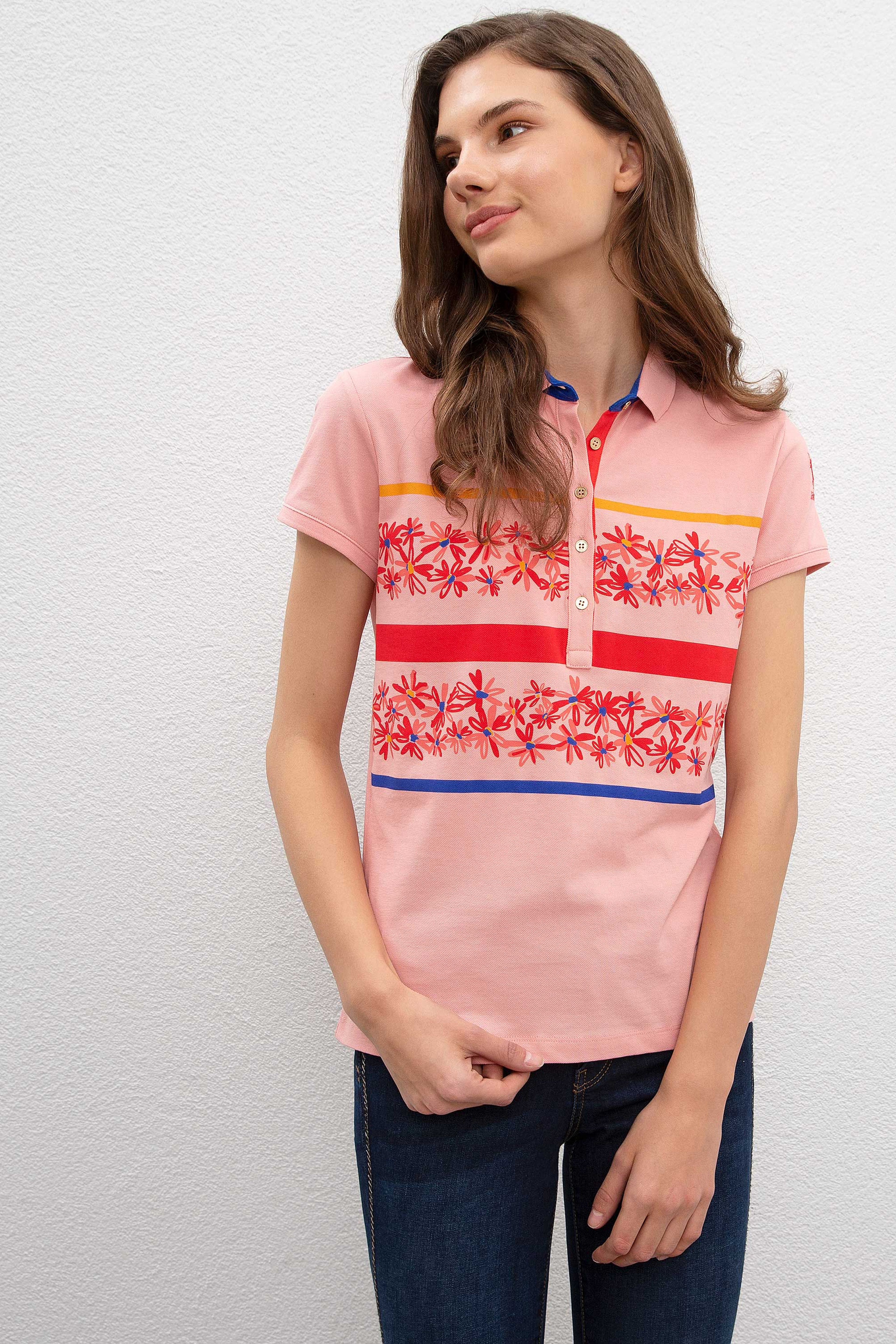 Kadın Pembe Polo Yaka T-Shirt - Image 1