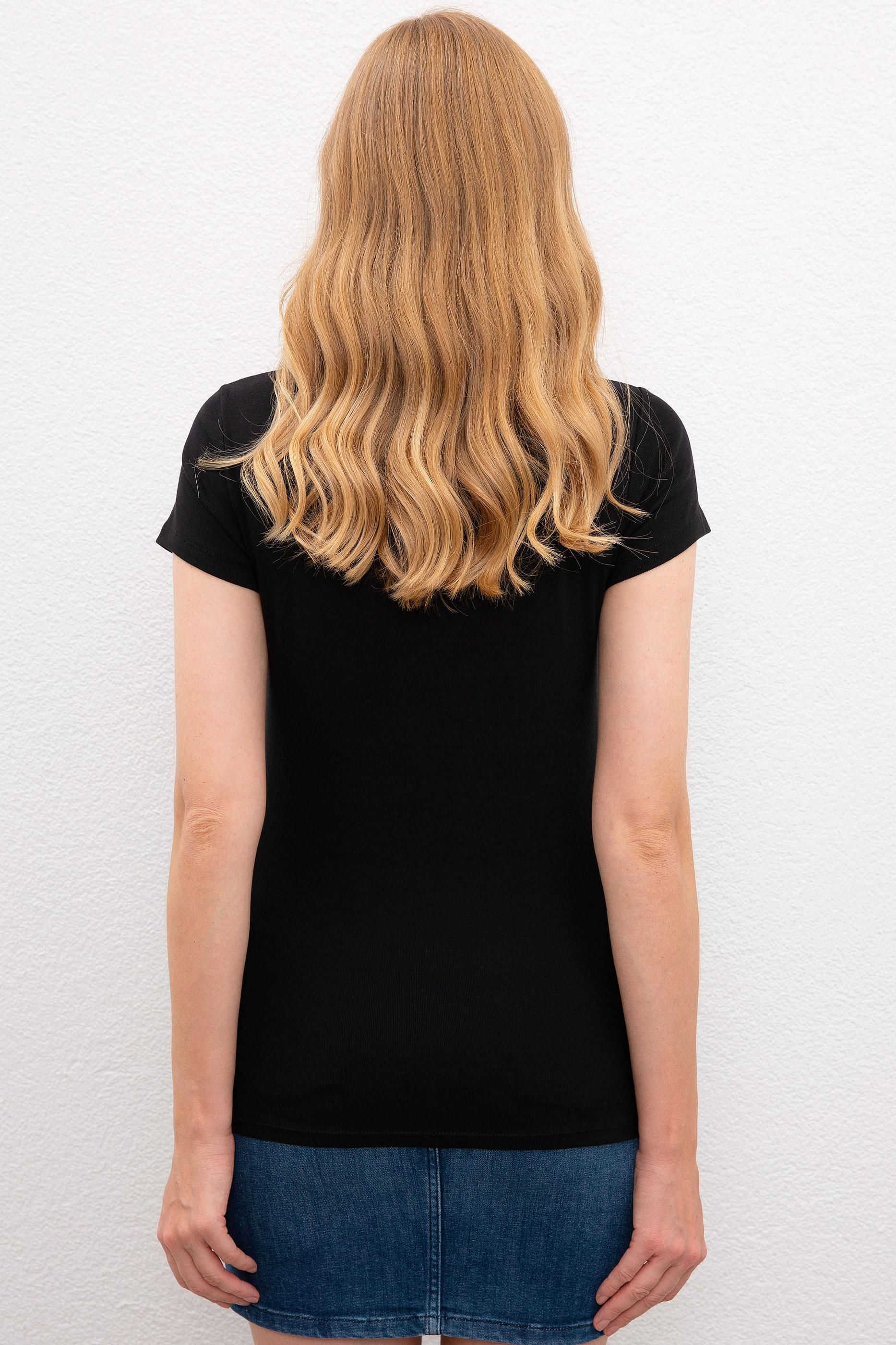 Kadın Siyah Bisiklet Yaka T-Shirt Basic