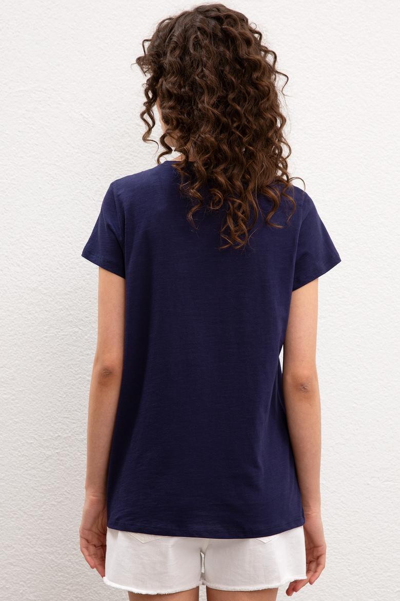 Kadın Lacivert Bisiklet Yaka T-Shirt - 50221992009