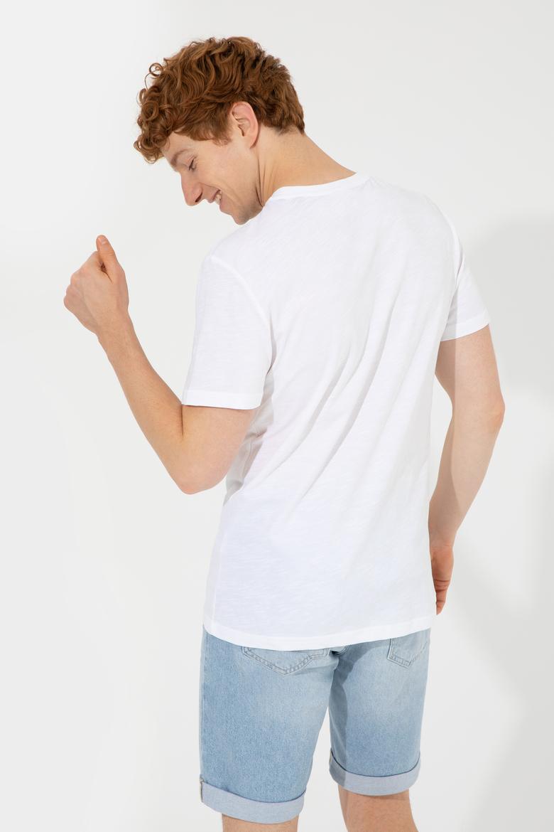 Erkek Beyaz Bisiklet Yaka Tişört - 50248611005