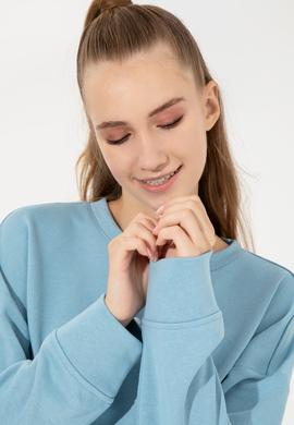 Kadın Mavi Bisiklet Yaka Basic Sweatshirt - 50261236029