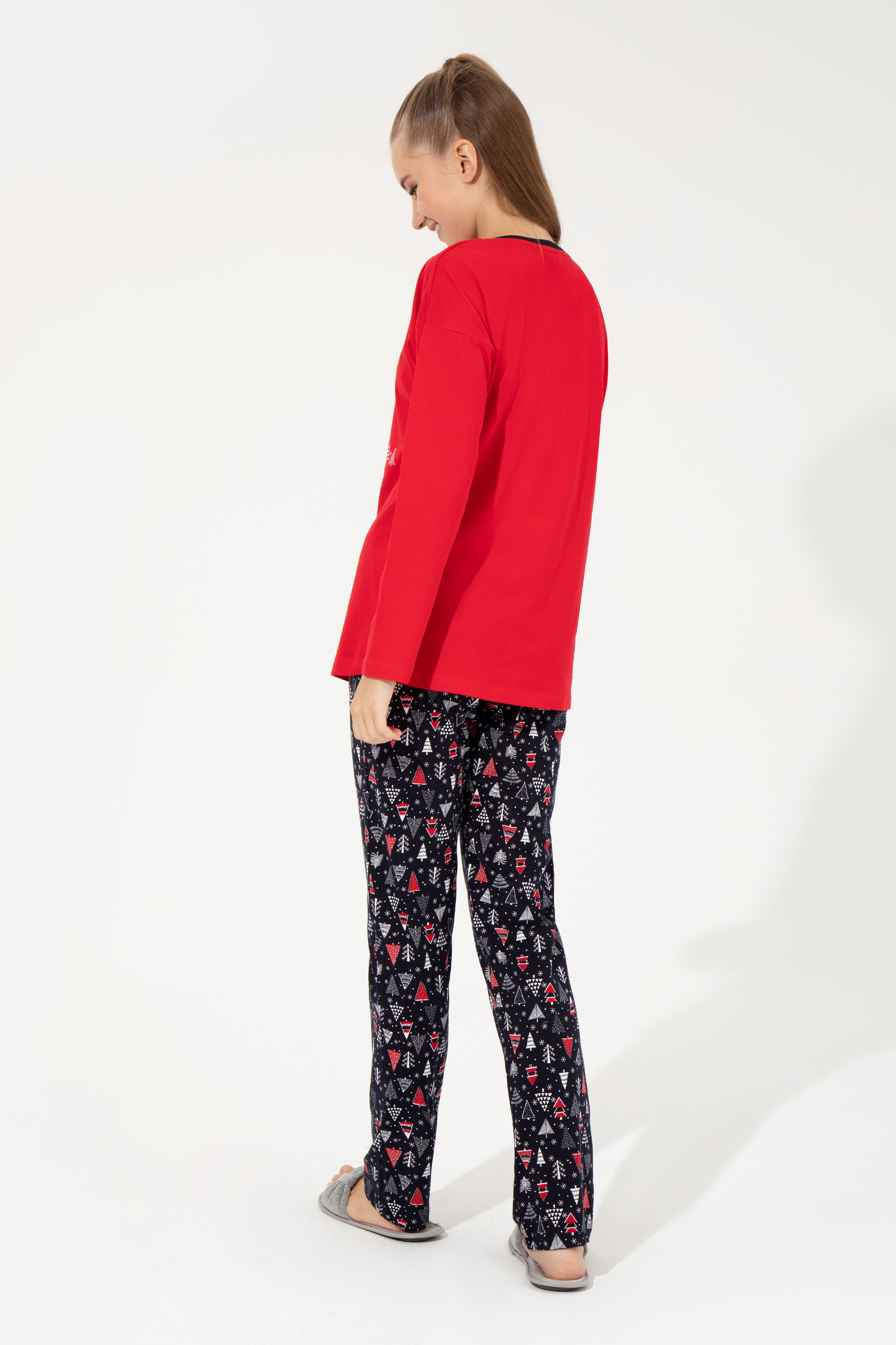Kadın Kırmızı Pijama Takımı - Image 3