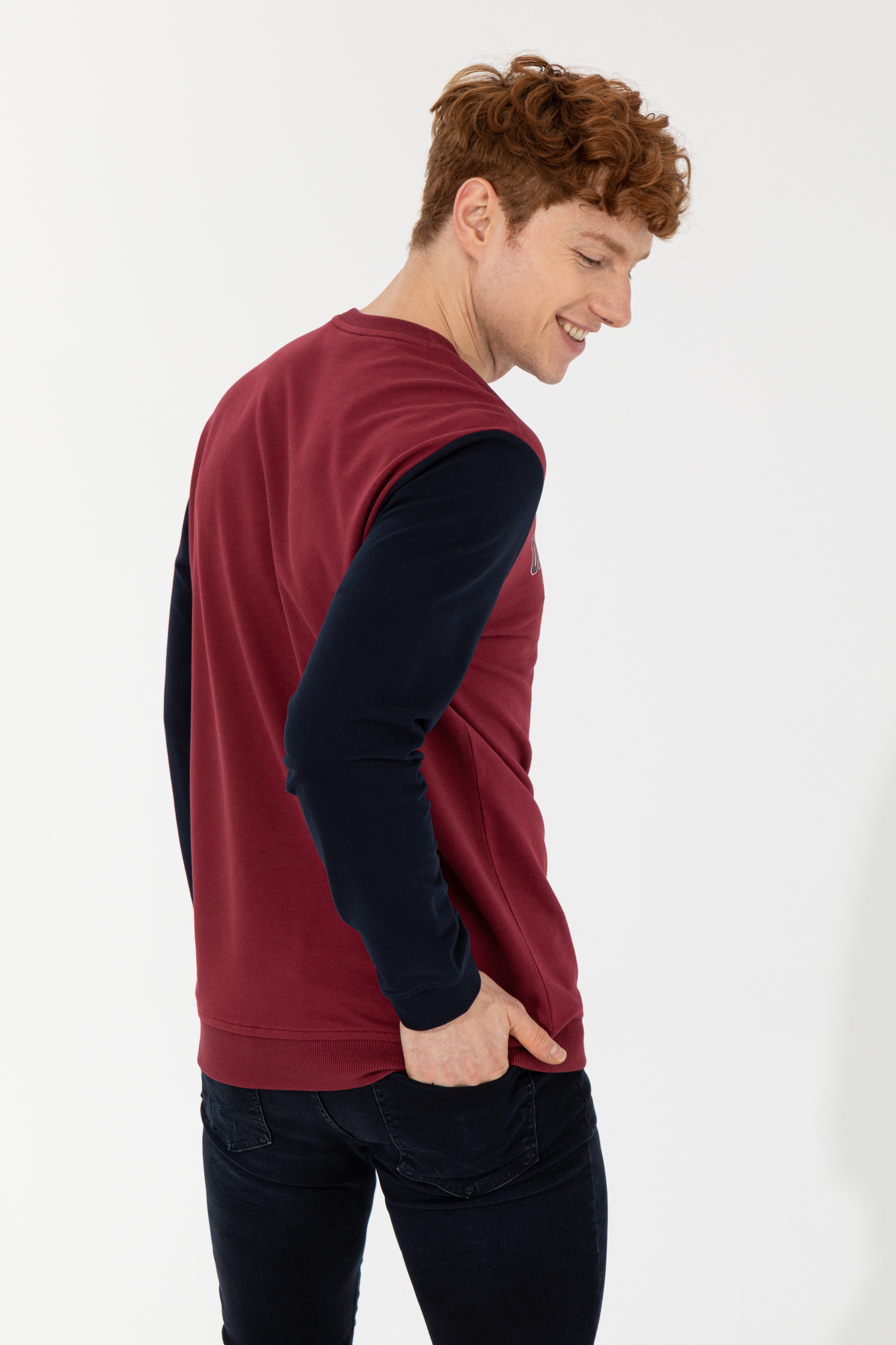 Erkek Vişne Kapüşonlu Sweatshirt - Image 5