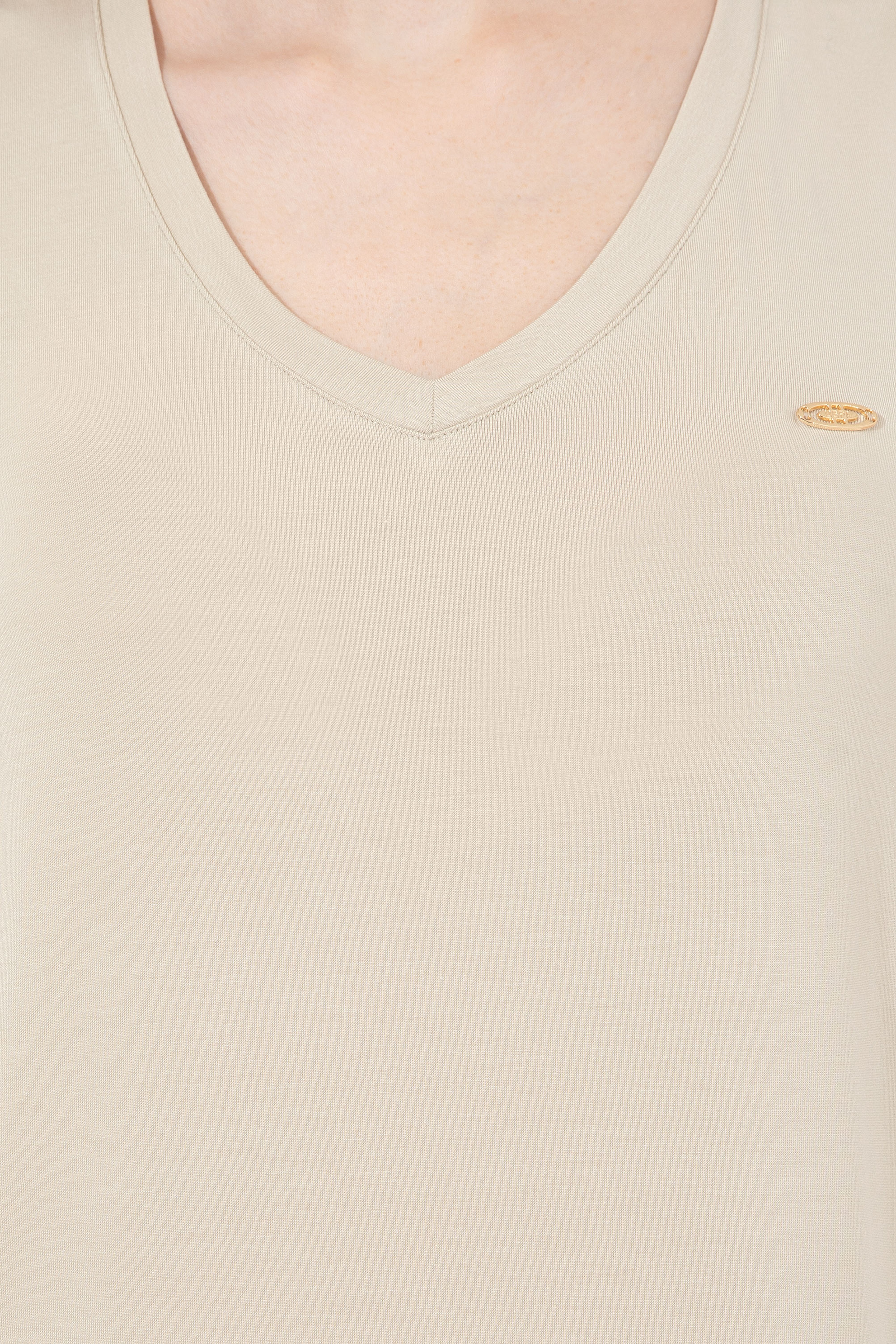 Kadın Taş V Yaka Basic Tişört - Image 6