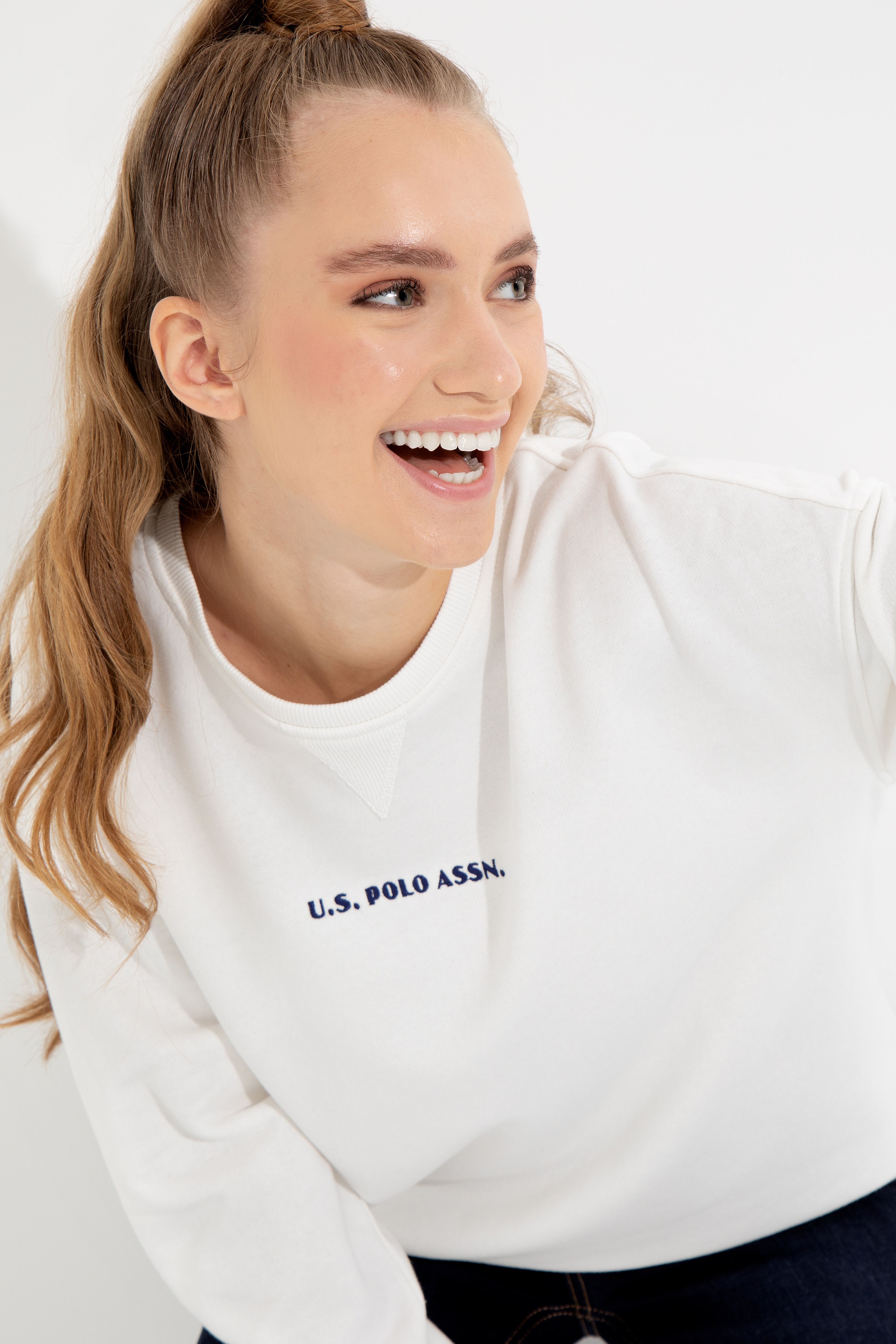 Kadın Ekru Bisiklet Yaka Sweatshirt - Image 2