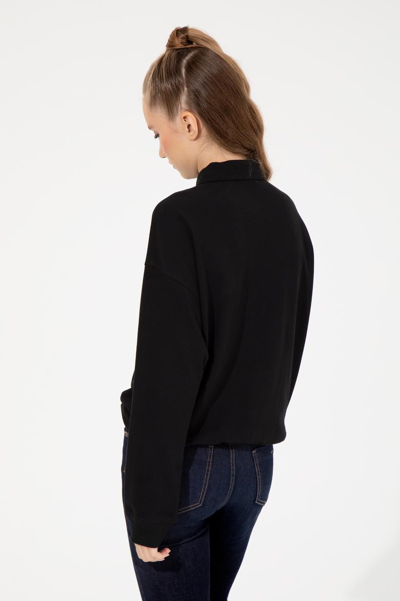 Kadın Siyah Polo Yaka Sweatshirt - 50260880013