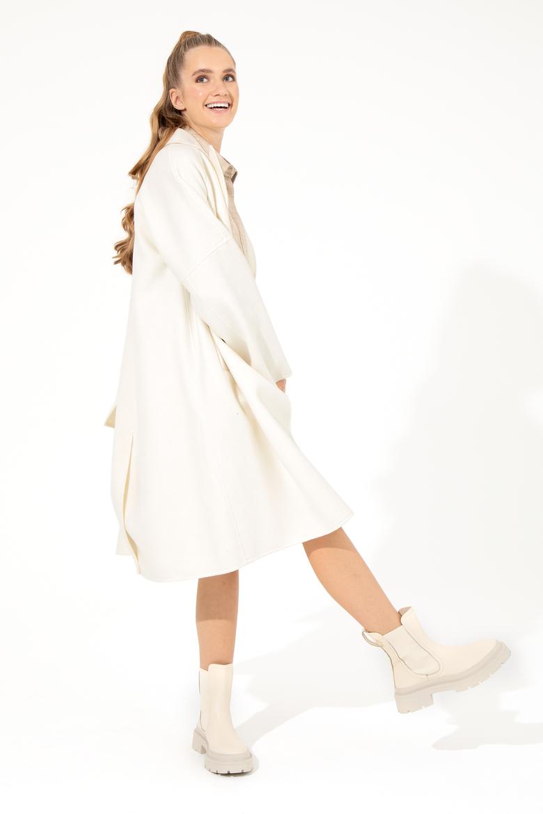 Kadın Krem Kaşe Kaban