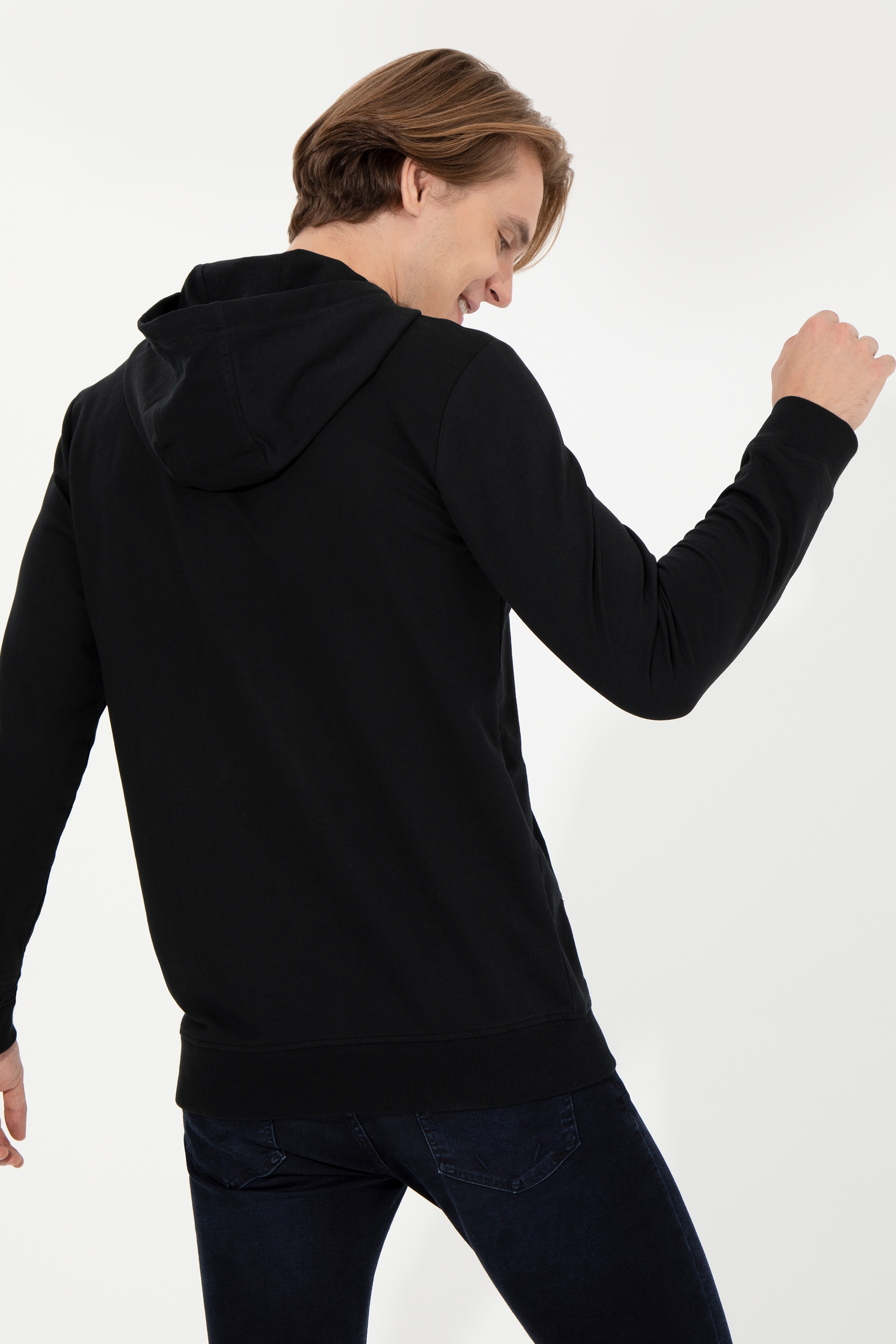Erkek Siyah Kapüşonlu Basic Sweatshirt - Image 5
