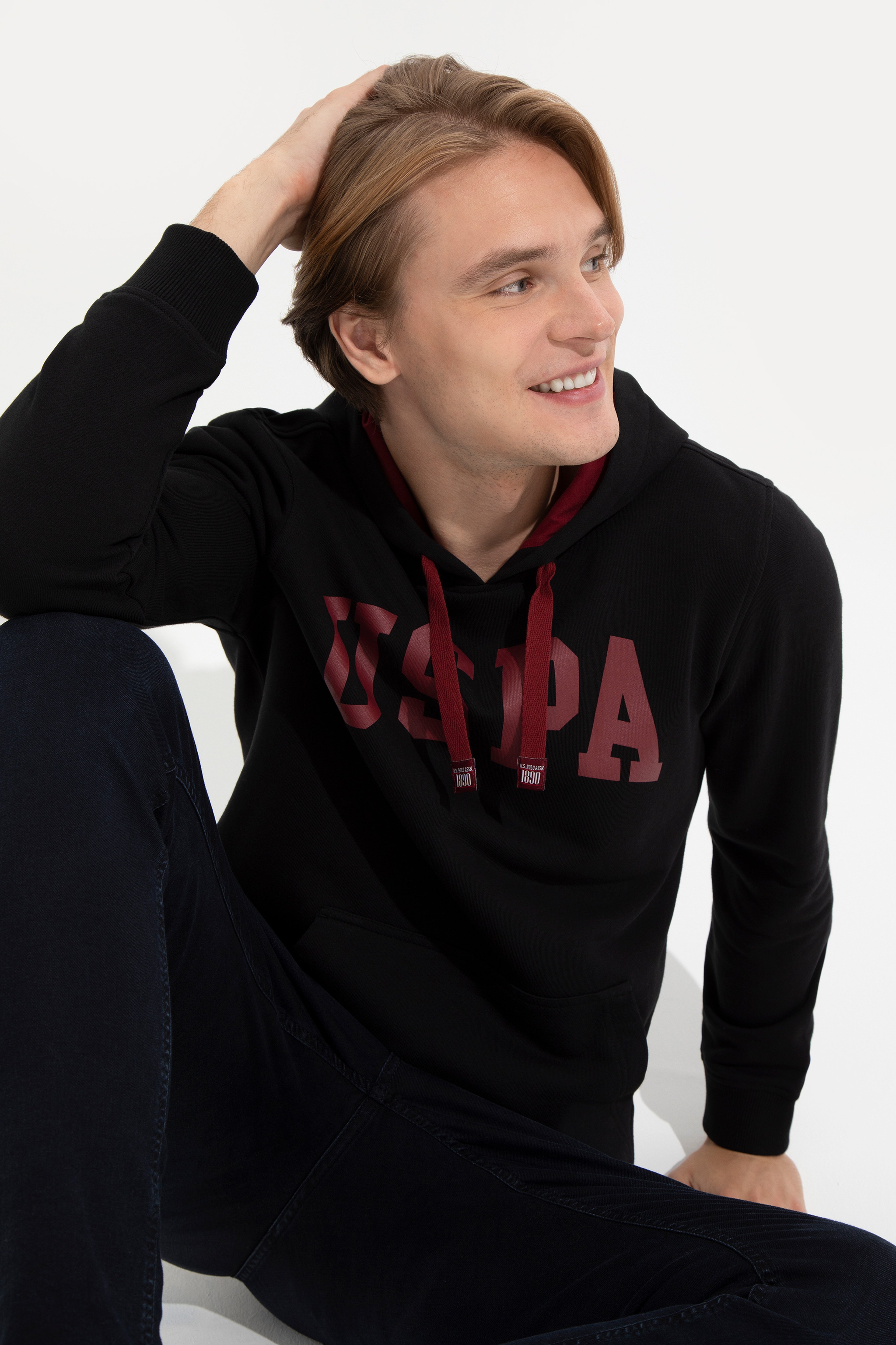 Erkek Siyah Kapüşonlu Basic Sweatshirt - Image 2
