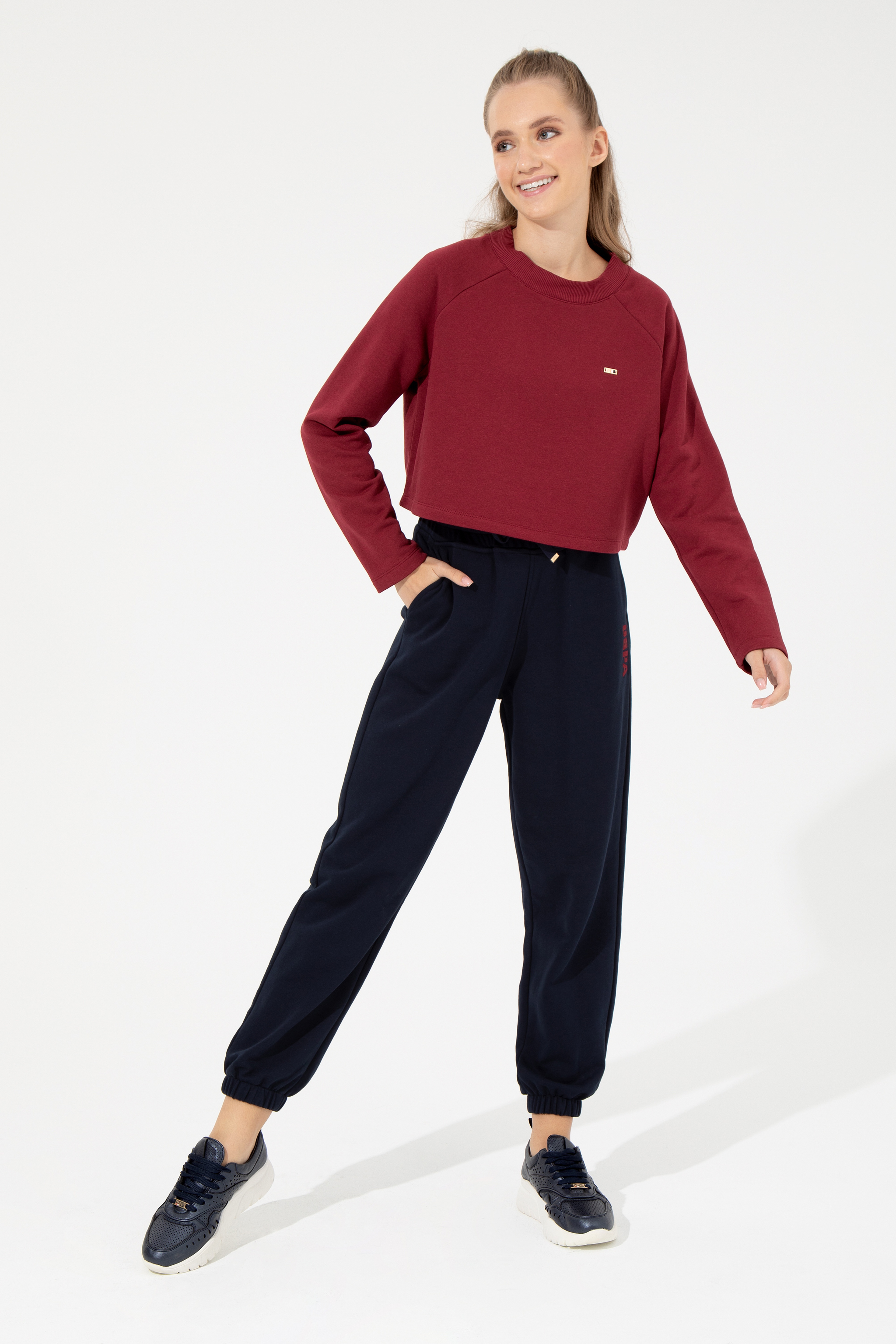 Kadın Vİşne Bisiklet Yaka Sweatshirt
