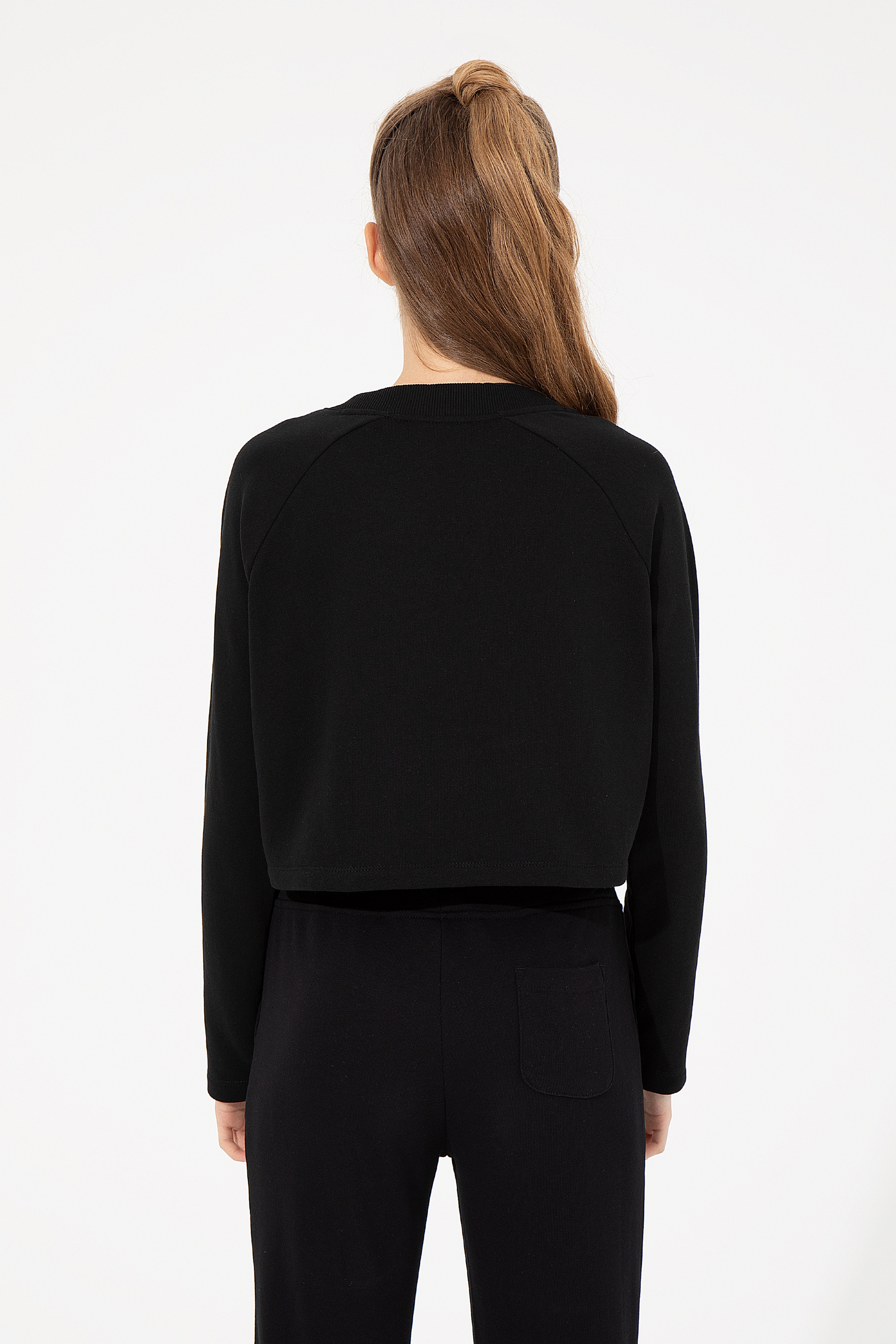 Kadın Siyah Bisiklet Yaka Sweatshirt - Image 5