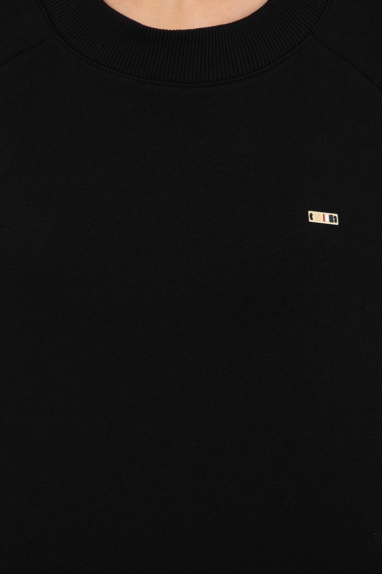 Kadın Siyah Bisiklet Yaka Sweatshirt - 50261257024