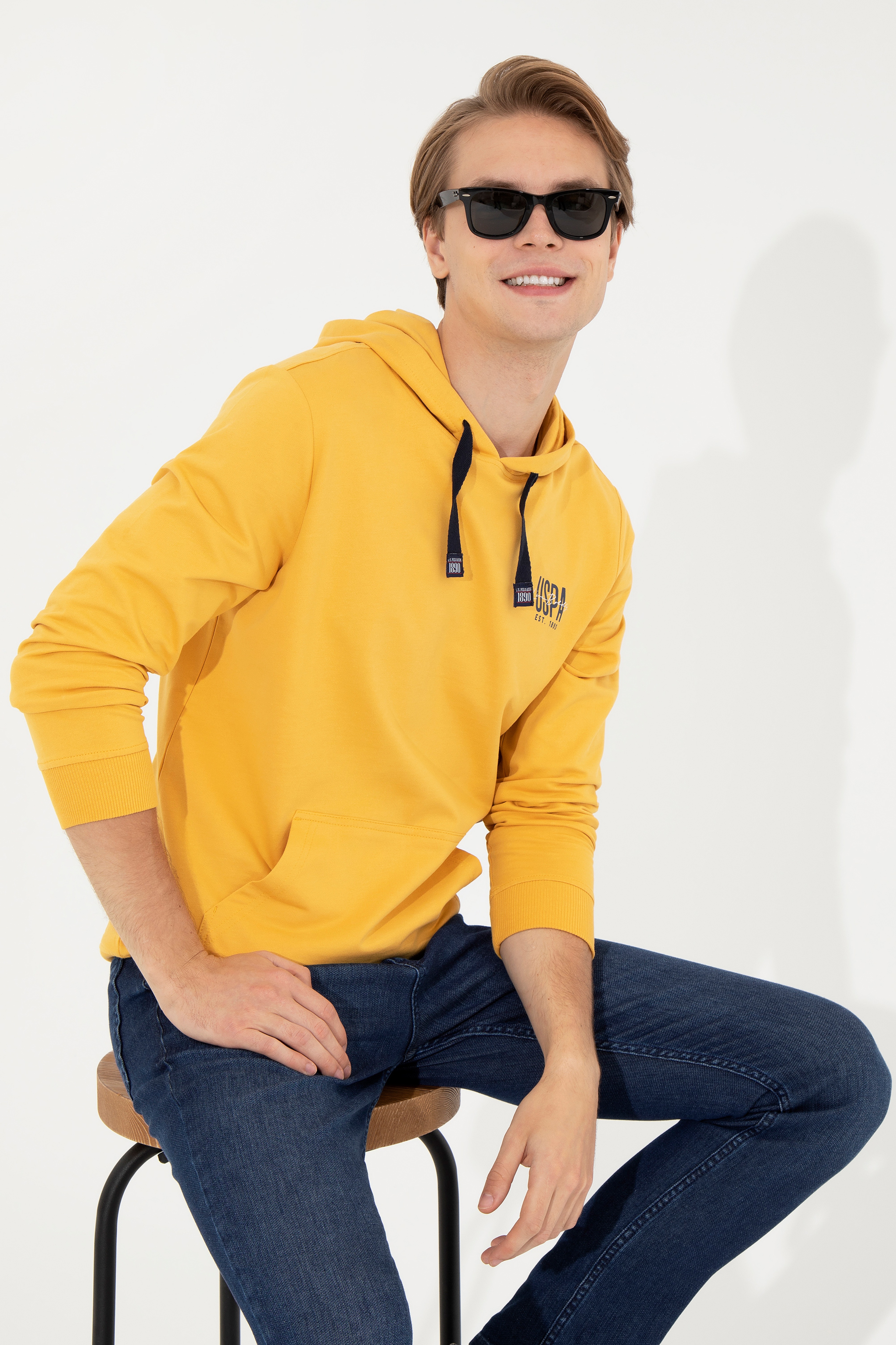Erkek Safran Kapüşonlu Basic Sweatshirt - Image 4