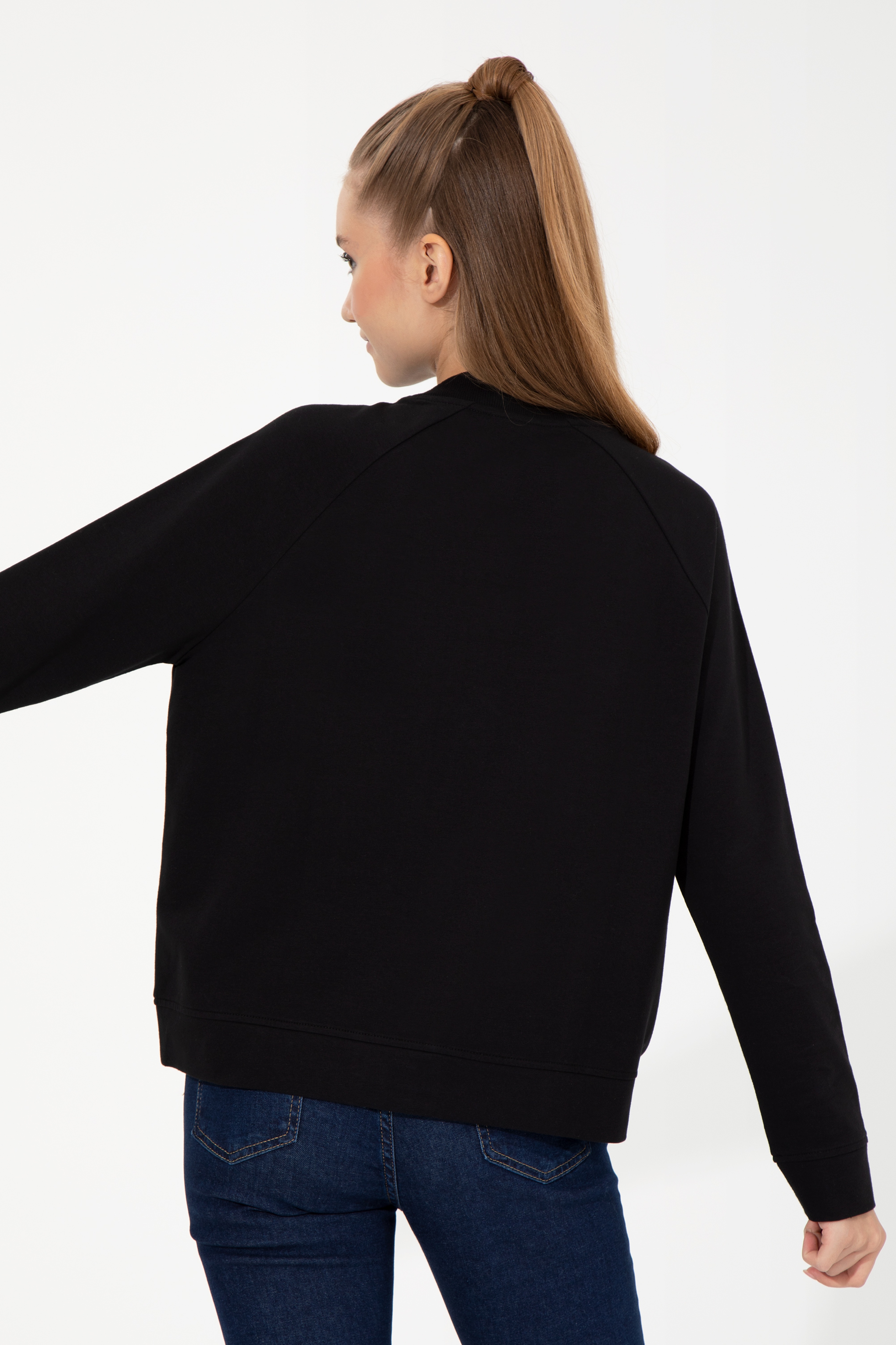 Kadın Siyah Bisiklet Yaka Sweatshirt - Image 5