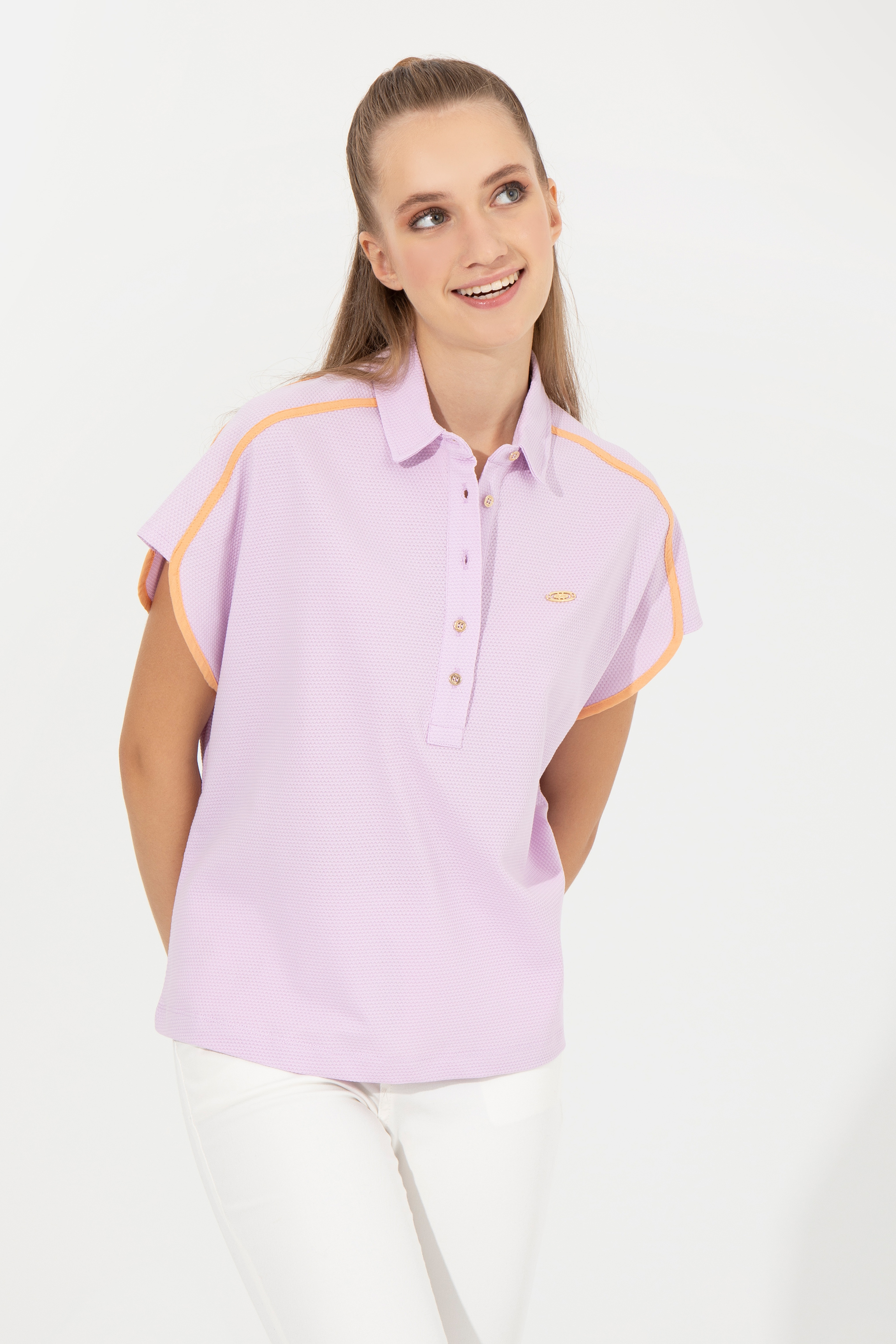 Kadın Manolya Polo Yaka Tişört - Image 4