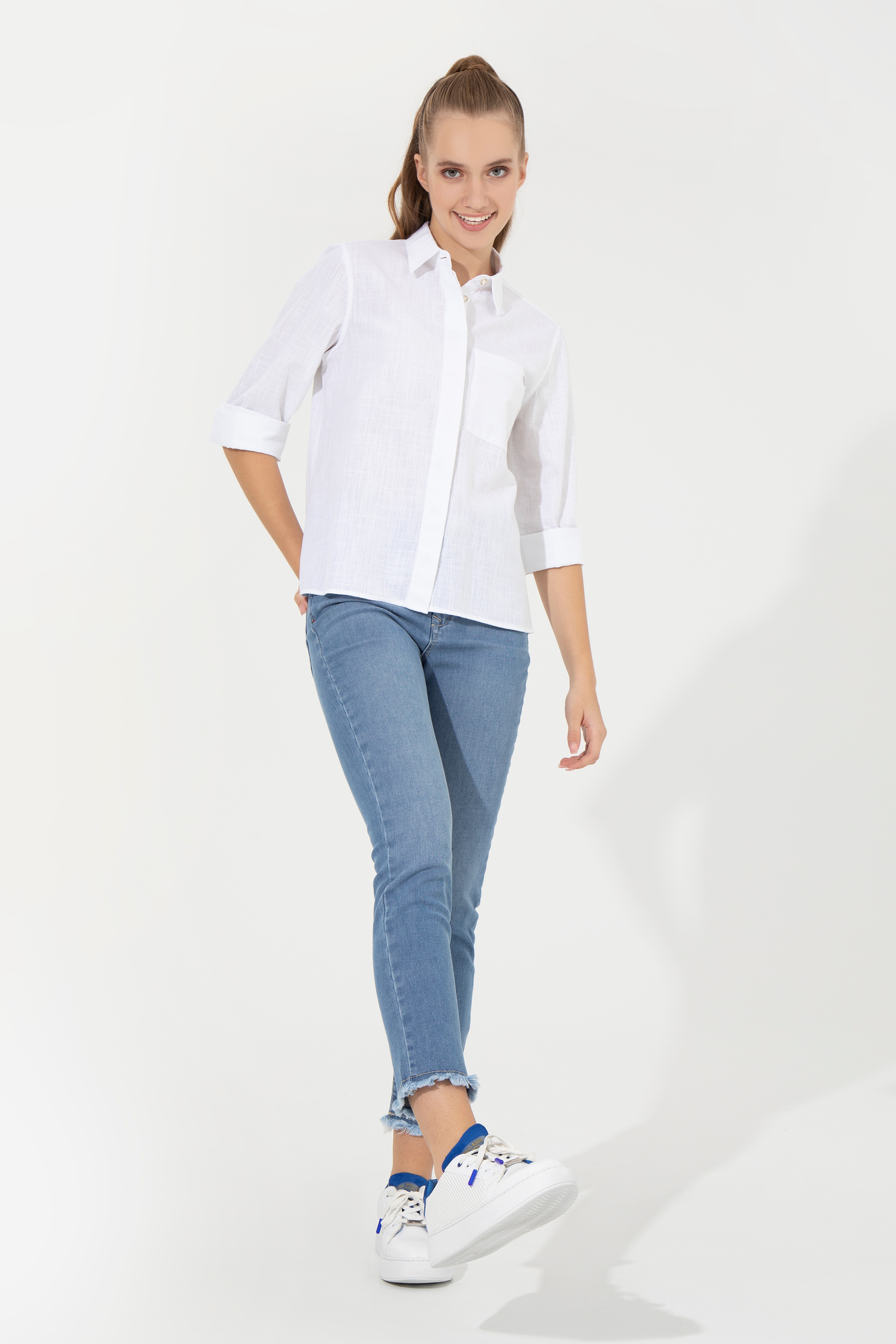 Kadın Açık Mavi Jean Pantolon - Image 3