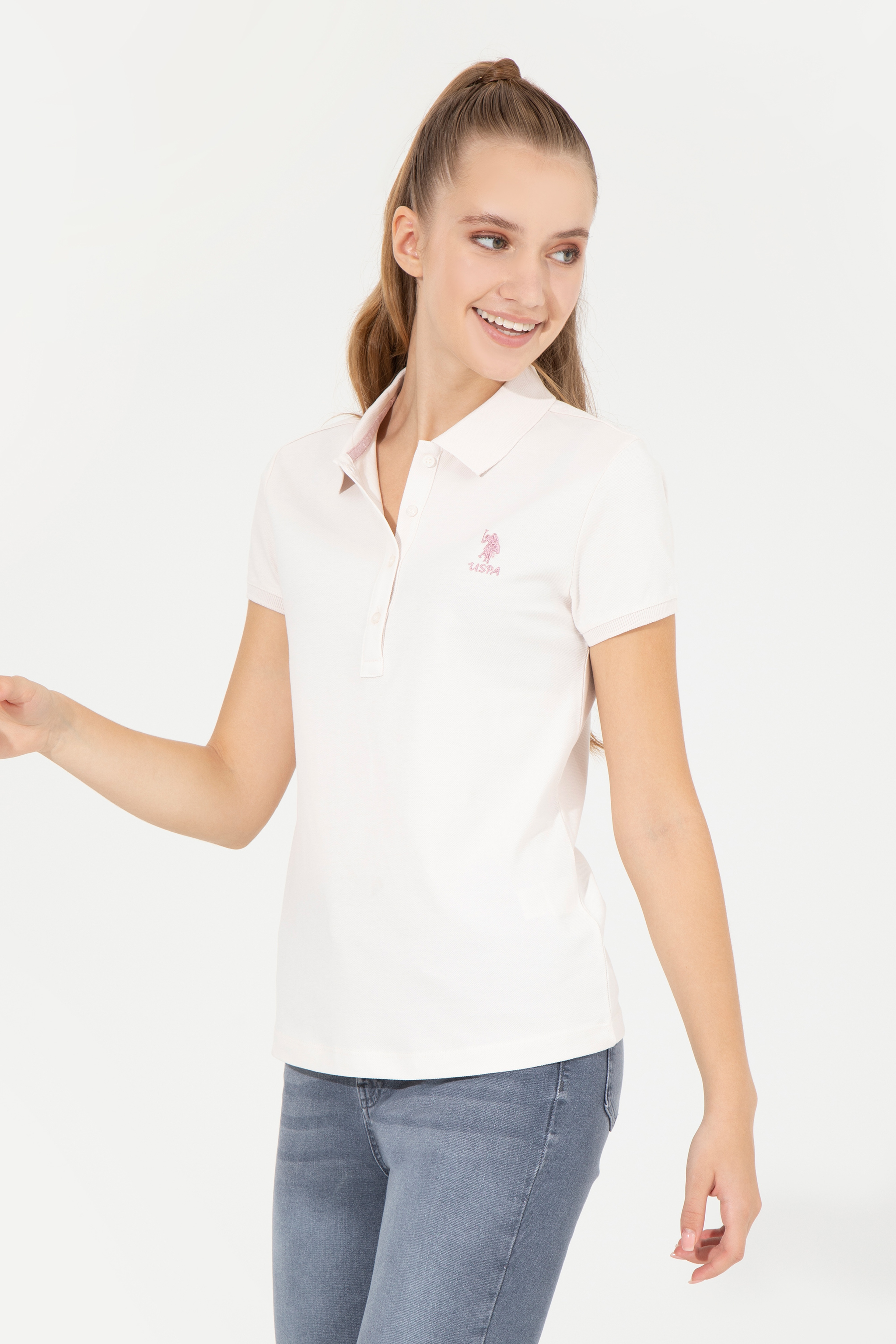Kadın Ekru Basic Polo Yaka Tişört - Image 1