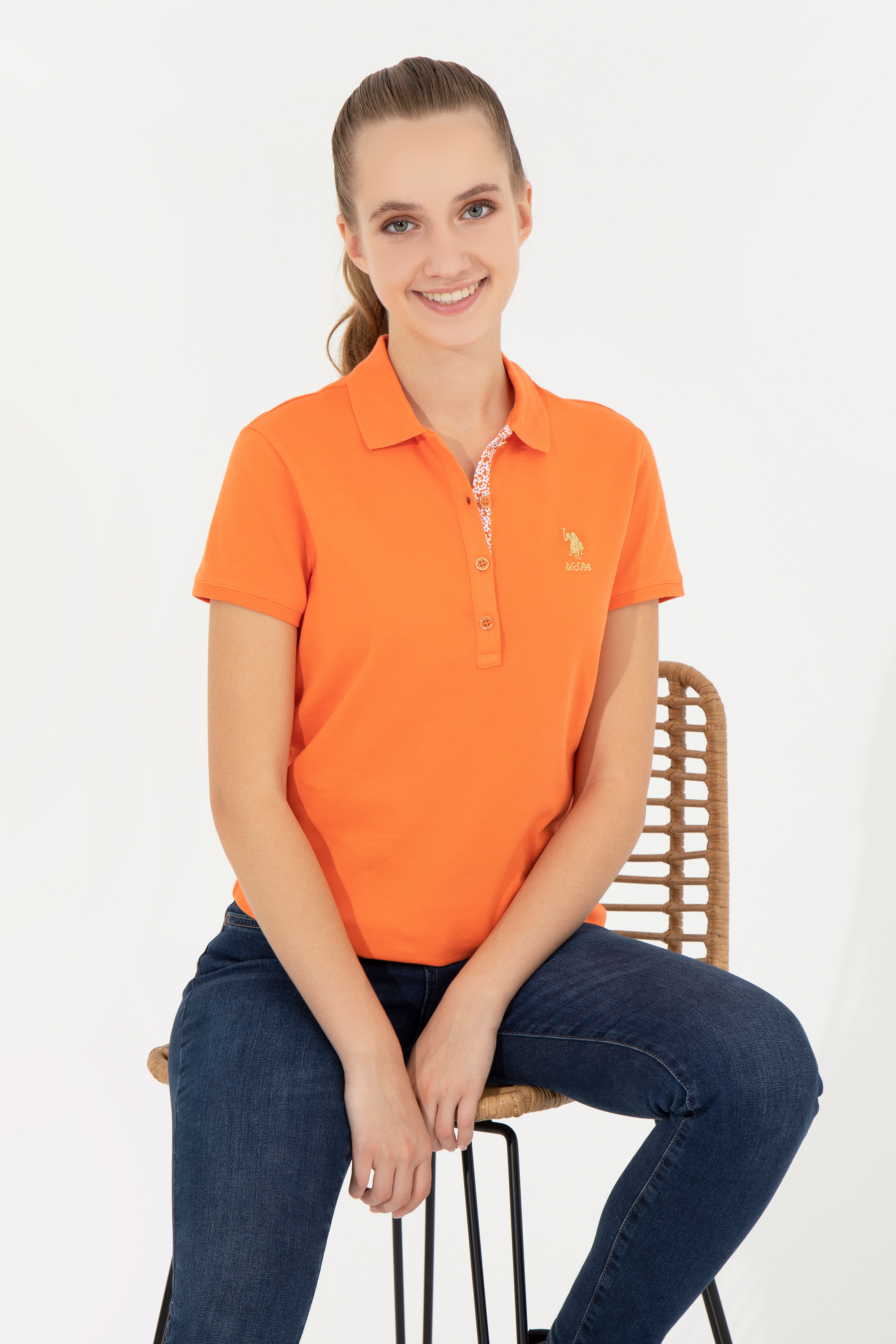 Kadın Turuncu Basic Polo Yaka Tişört - Image 1
