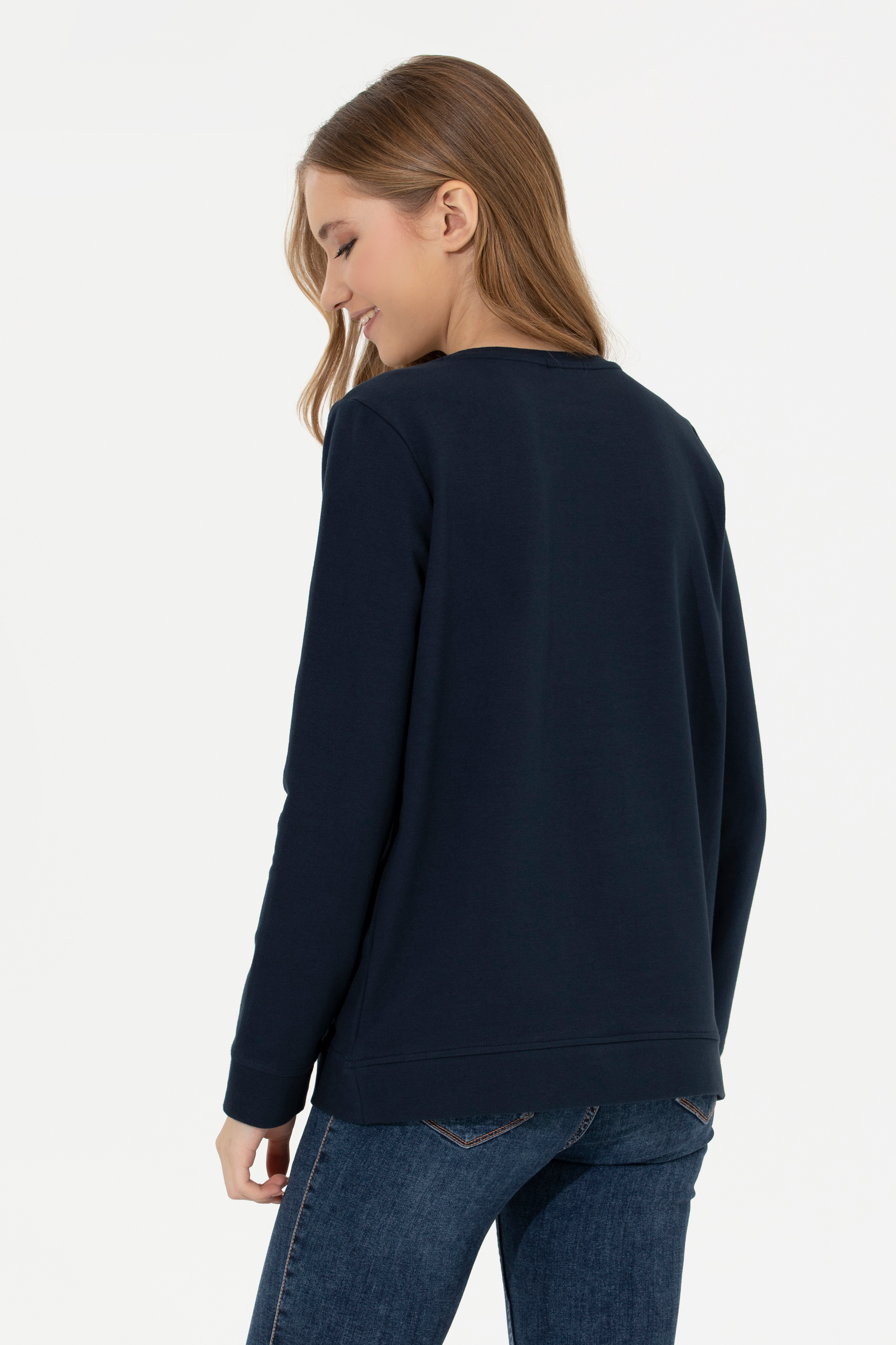 Kadın Lacivert Bisiklet Yaka Sweatshirt - Image 5