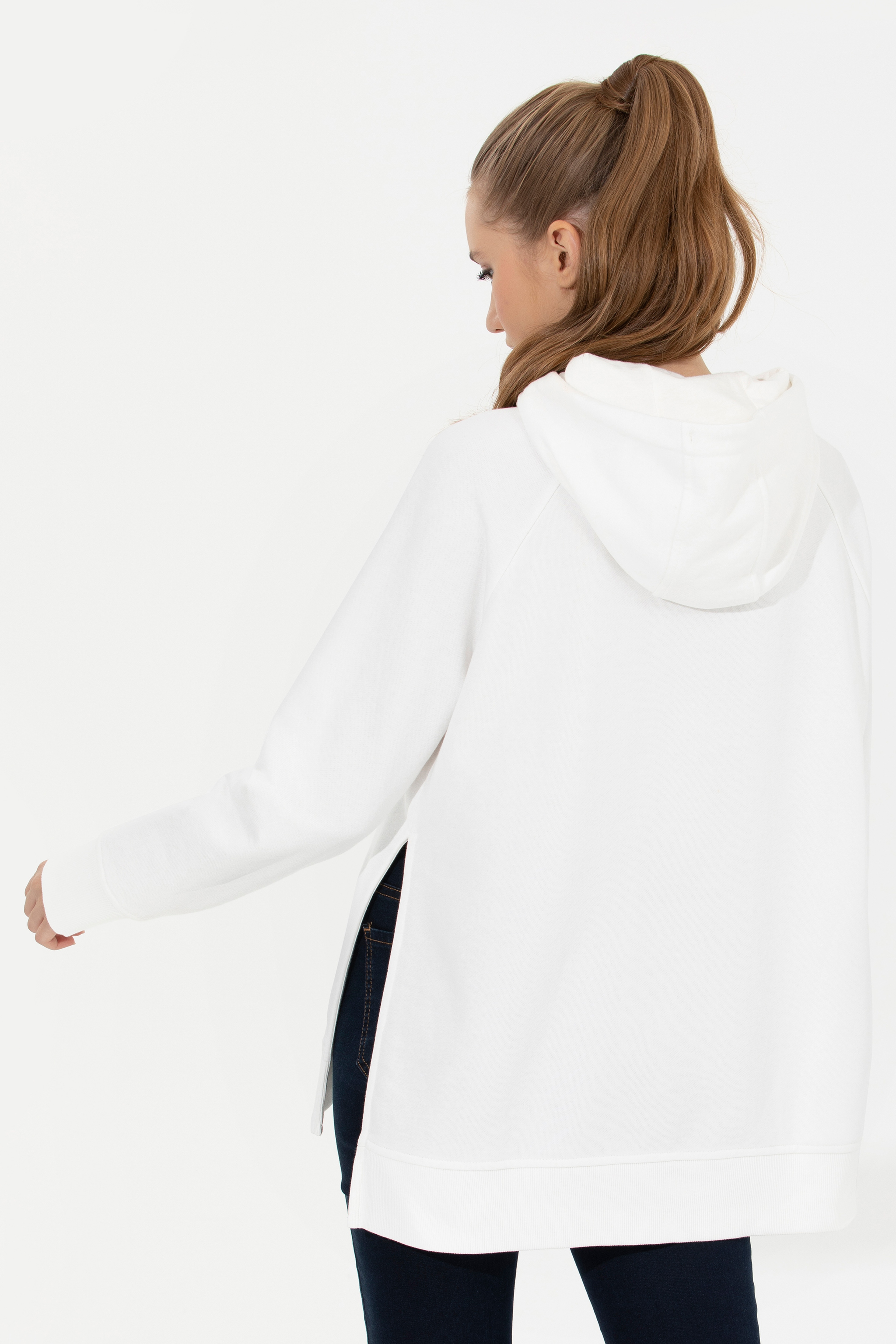 Kadın Ekru Kapüşonlu Sweatshirt - Image 5