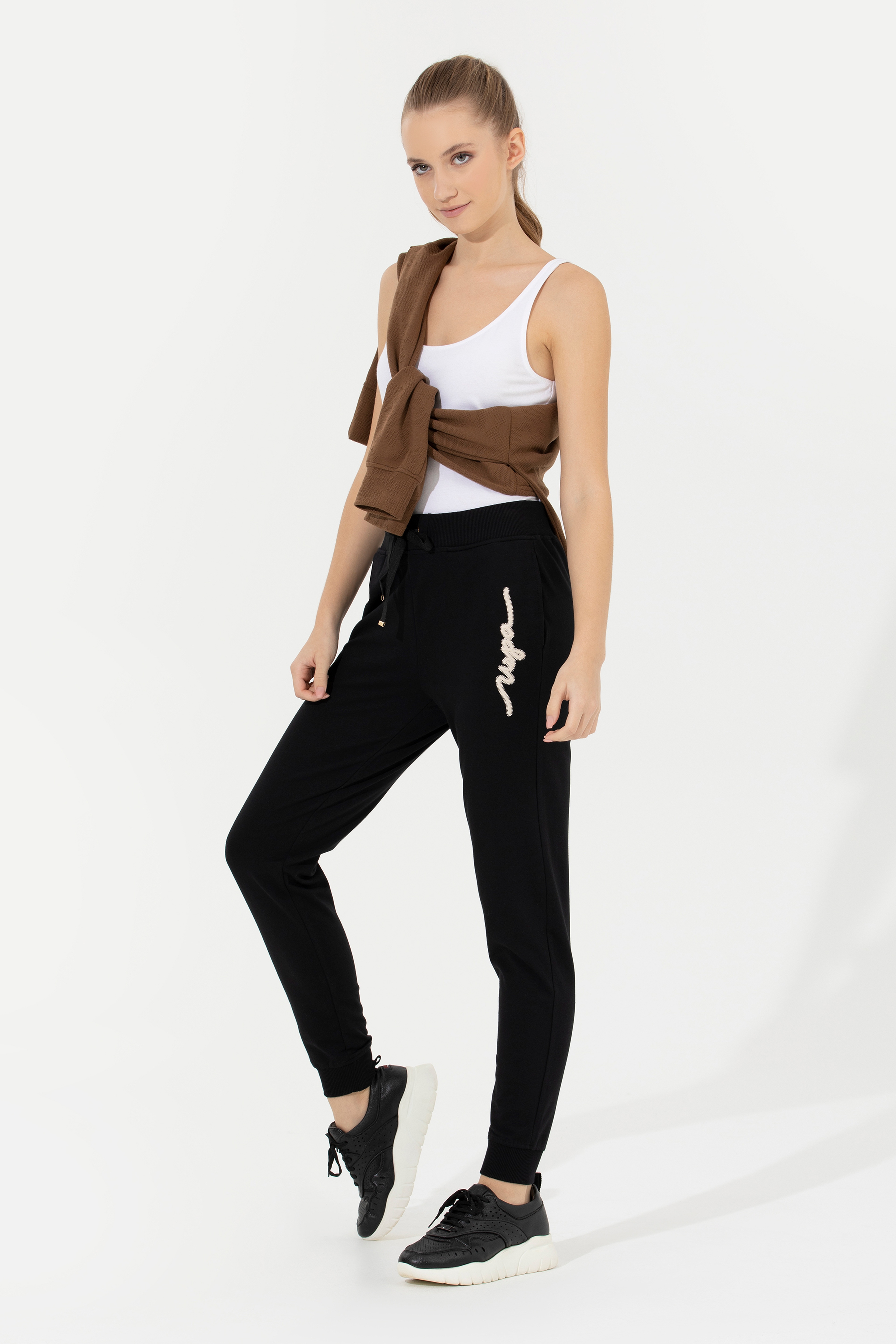 Kadın Siyah Jogger Eşofman Altı - Image 3