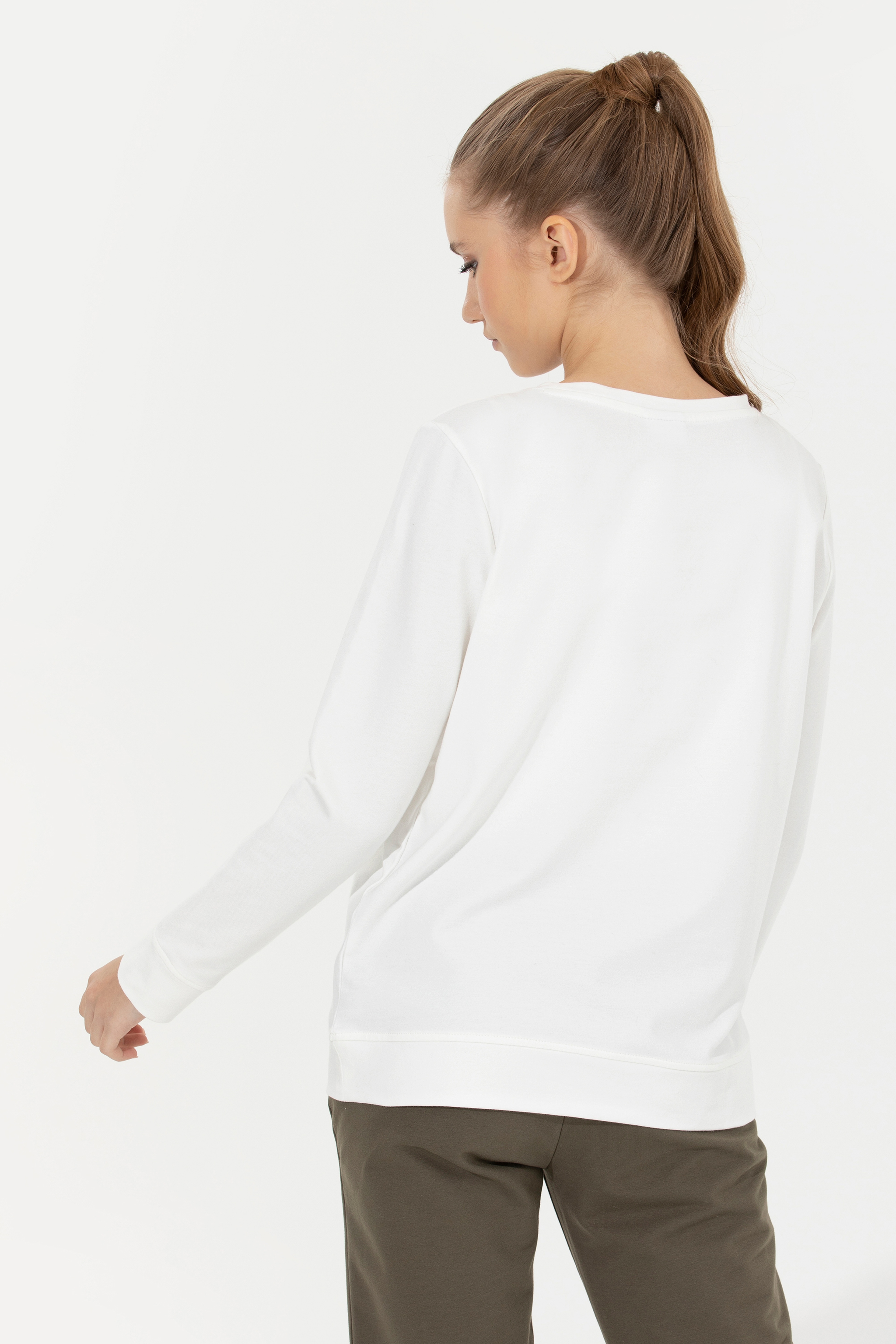 Kadın Ekru Sweatshirt - Image 5