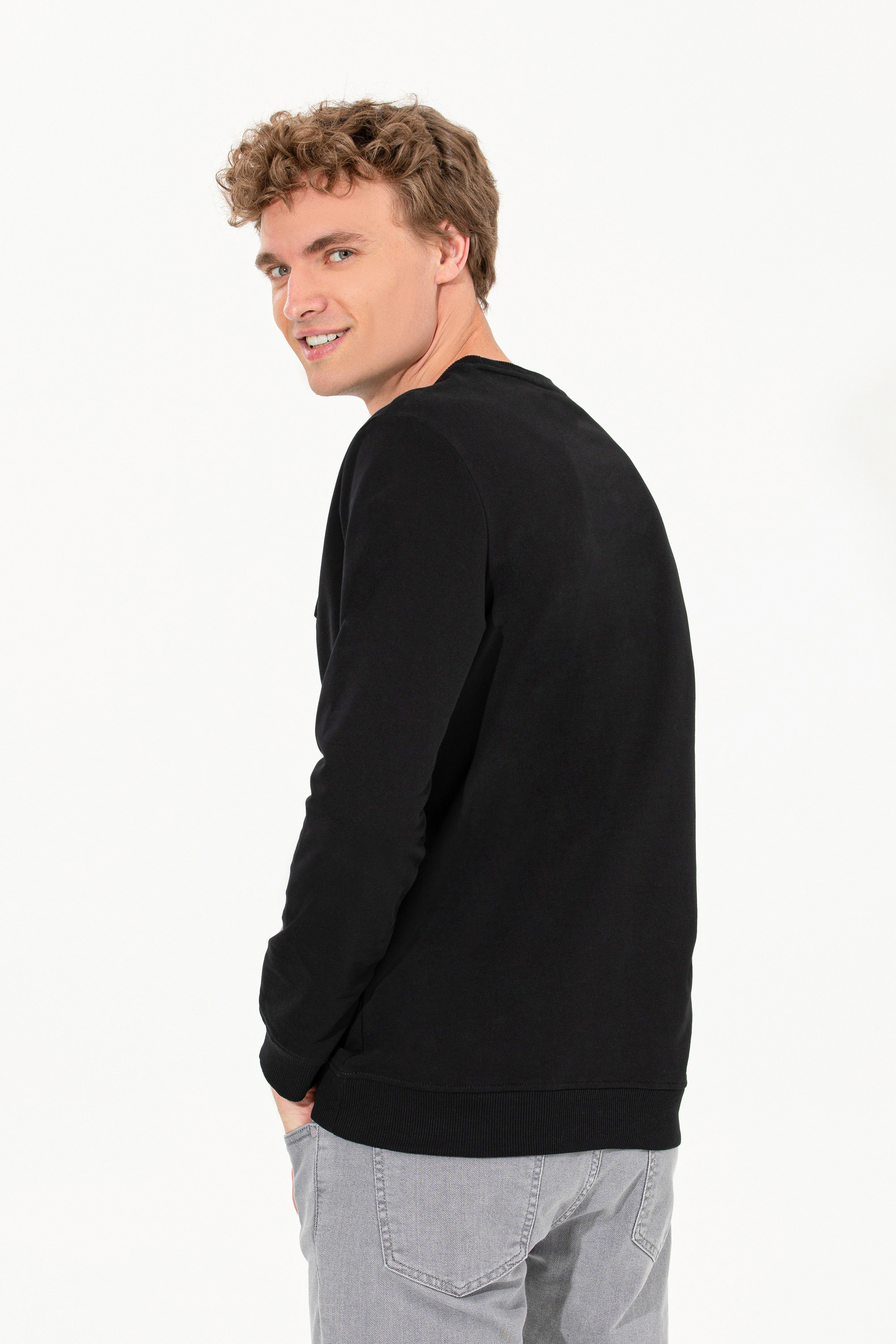 Erkek Siyah Basic Sweatshirt